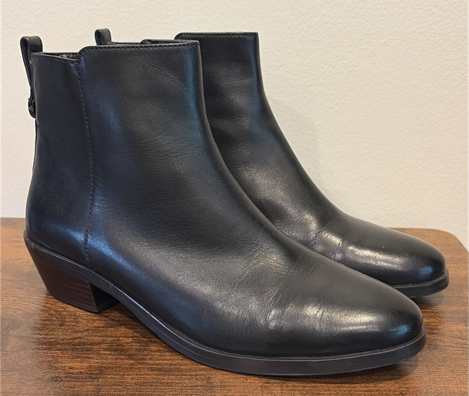 Coach Ankle Boots CARMEN Women’s Black Leather Size 7B Side Zip A01541