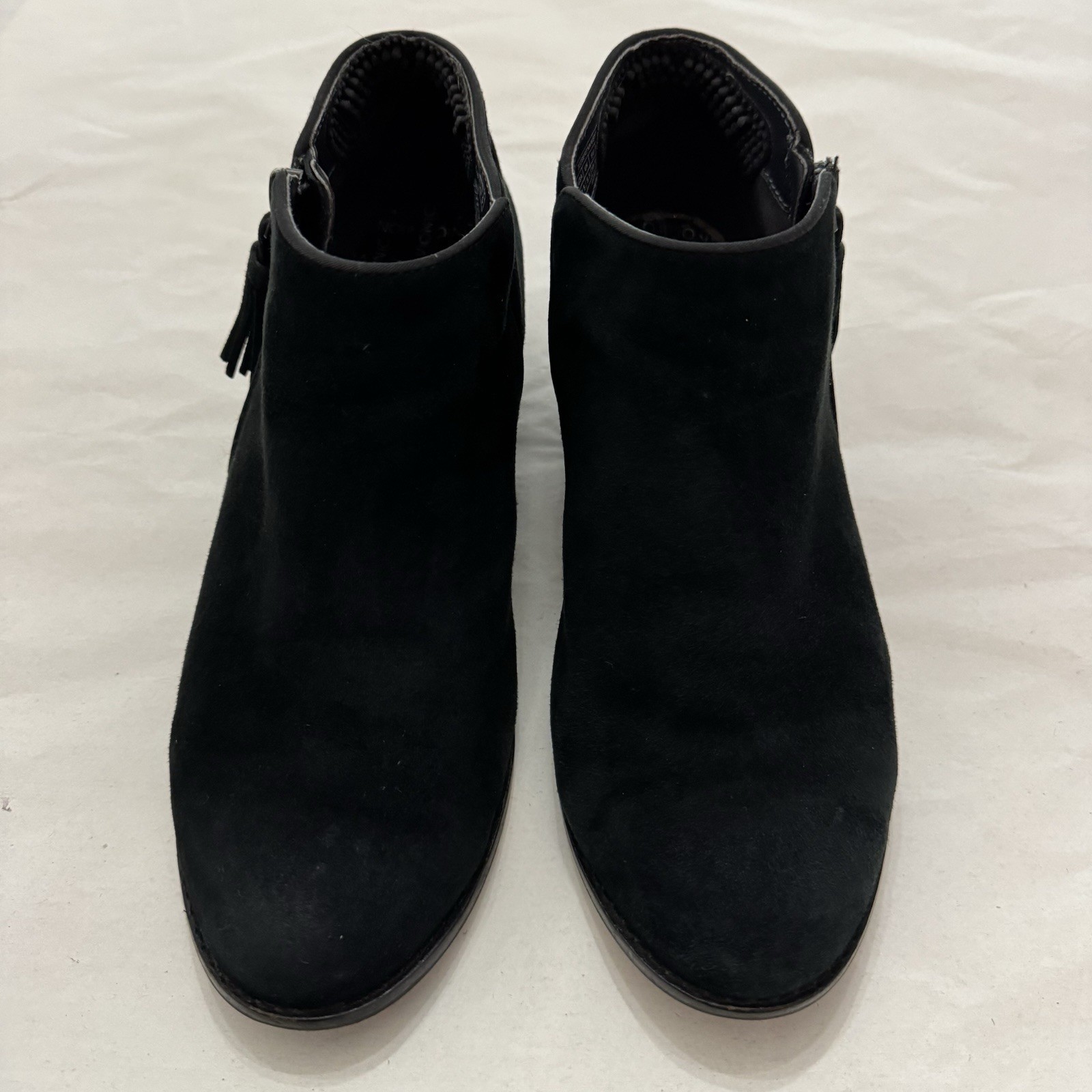 Vionic Joy Serena Black Suede Booties Tasseled Zipper Women’s Sz 7.5 No Insoles