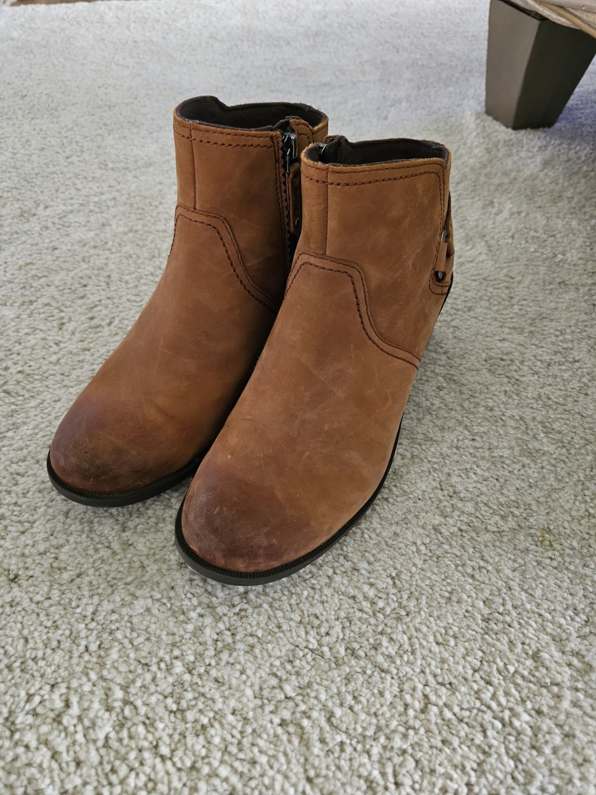Women’s Teva Foxy Nubuck Leather Ankle Boot Caramel Size 8.5 Side Zip
