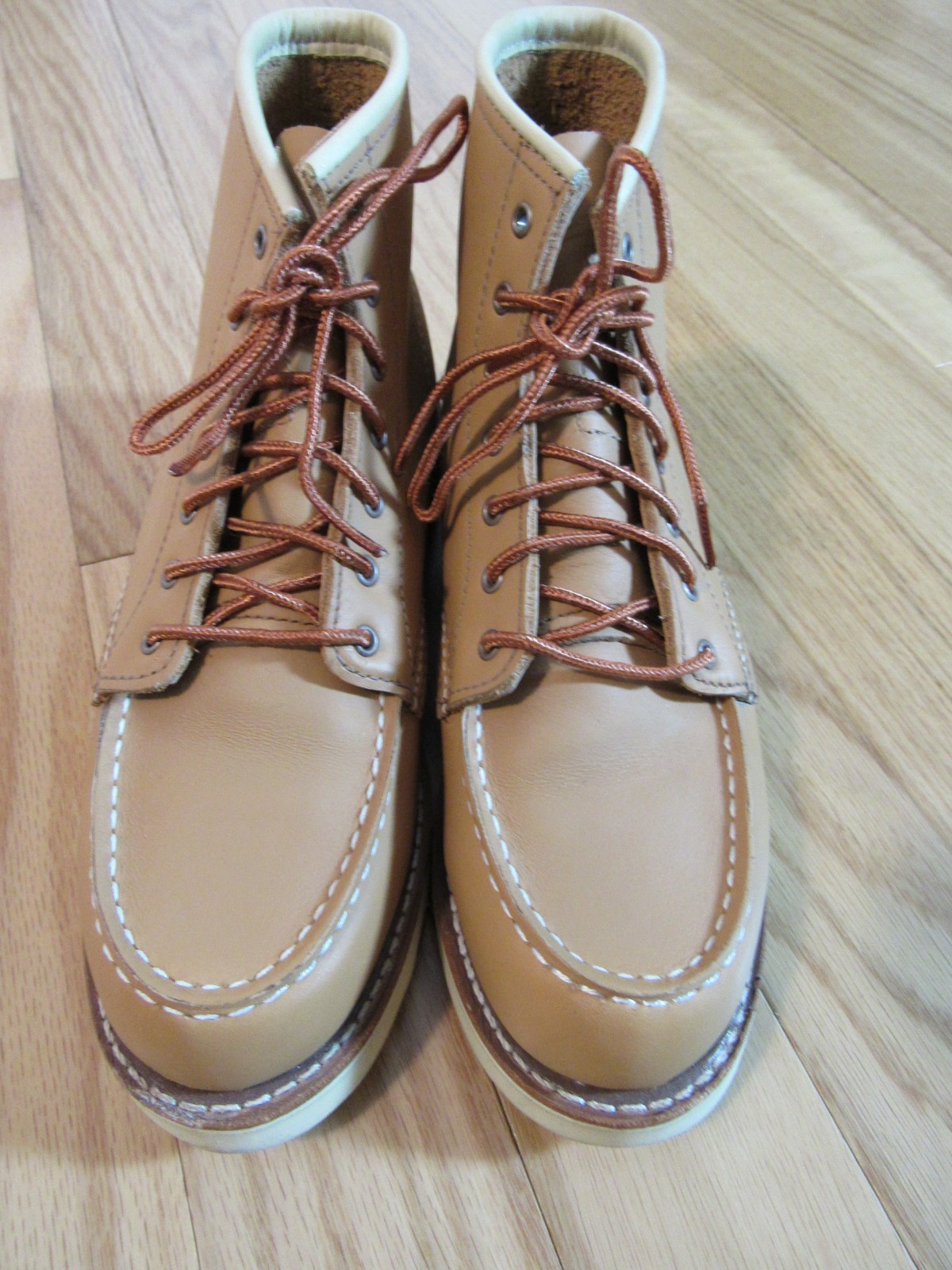 Red Wing $310 Classic Moc 3383 Short Boot in Tan Boundary Leather 8 B