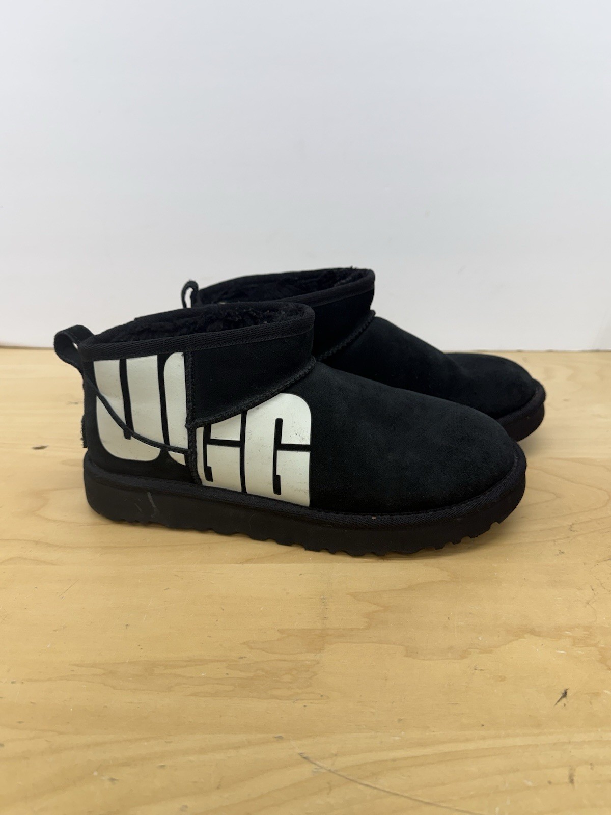 UGG Classic Ultra Mini Chopd Black Suede UGG Logo Ankle Boots Size US 8 Women