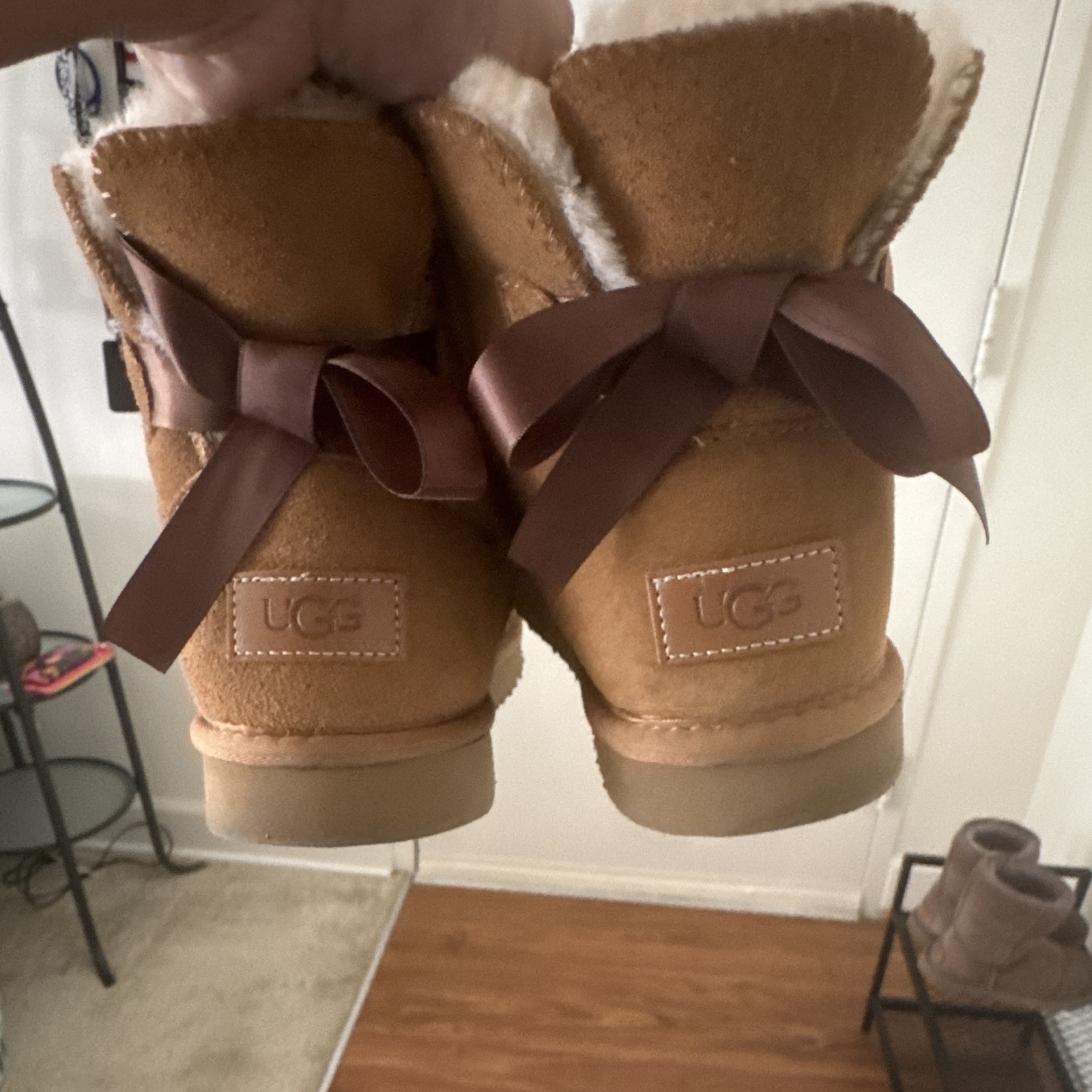 UGG Women’s Brown Suede Lined Ankle Bootie Pull-On Bow Logo, US 7