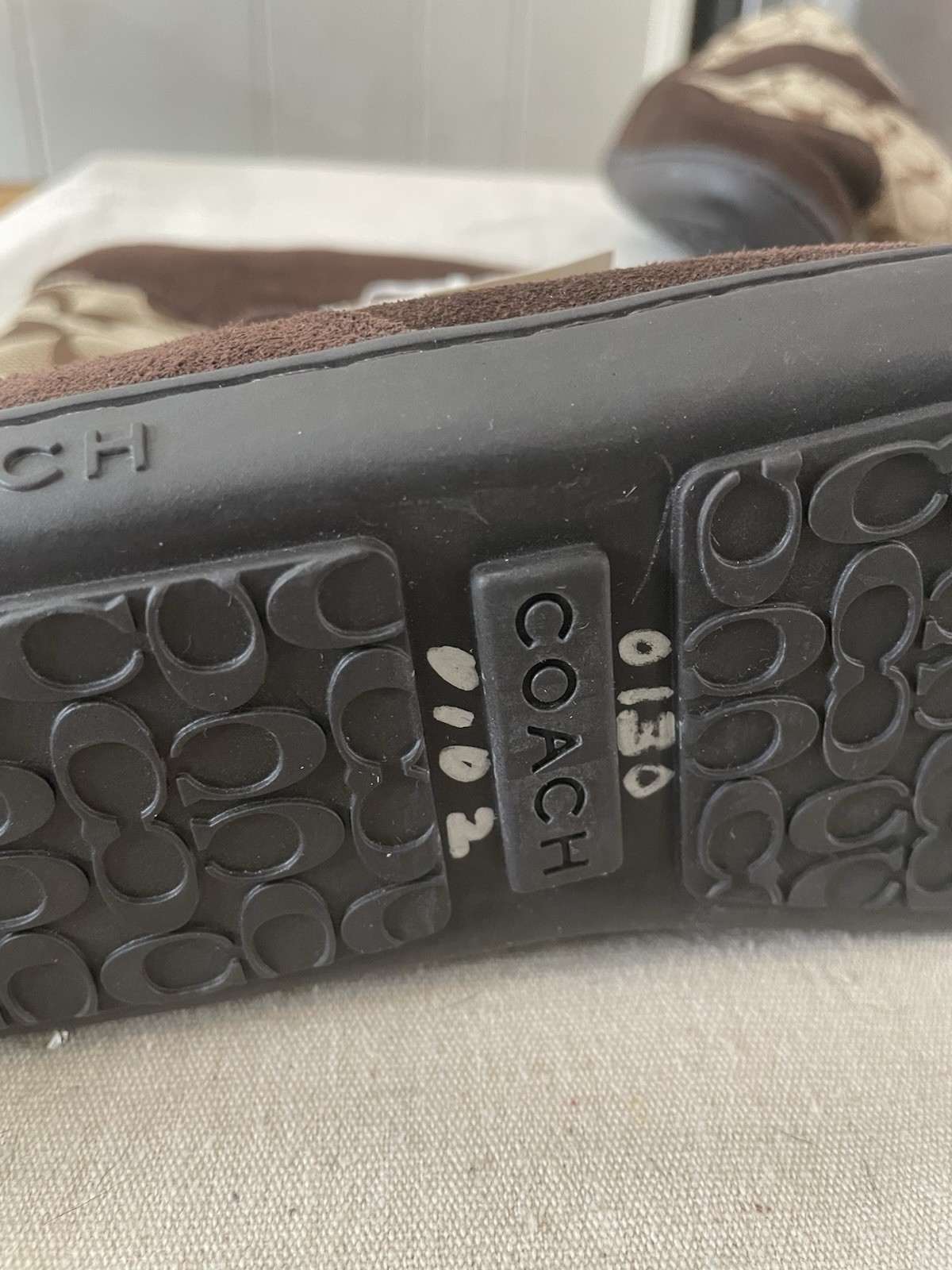 NWT COACH TINAH SIGNATURE C’s Logo Size 6 Fleece lined Tan Brown Boot *See Below