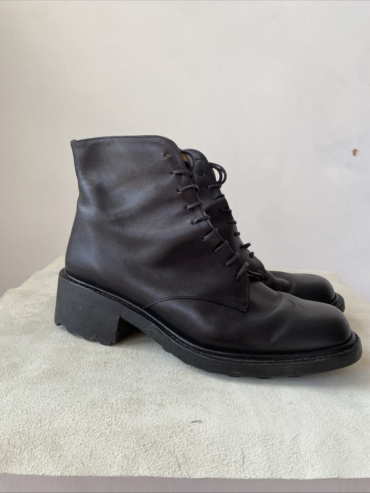 Robert Clergerie Women’s 9 Black Leather Ankle Boots Lace Up 2” Block Heel