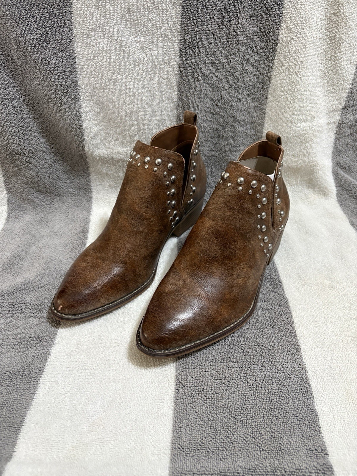 Madden Girl Women’s Brown Ankle Boots Size 8