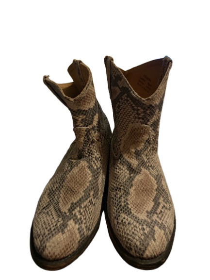 Miz Mooz Cabana Style Snake Skin Heeled Booties Women’s Size 10