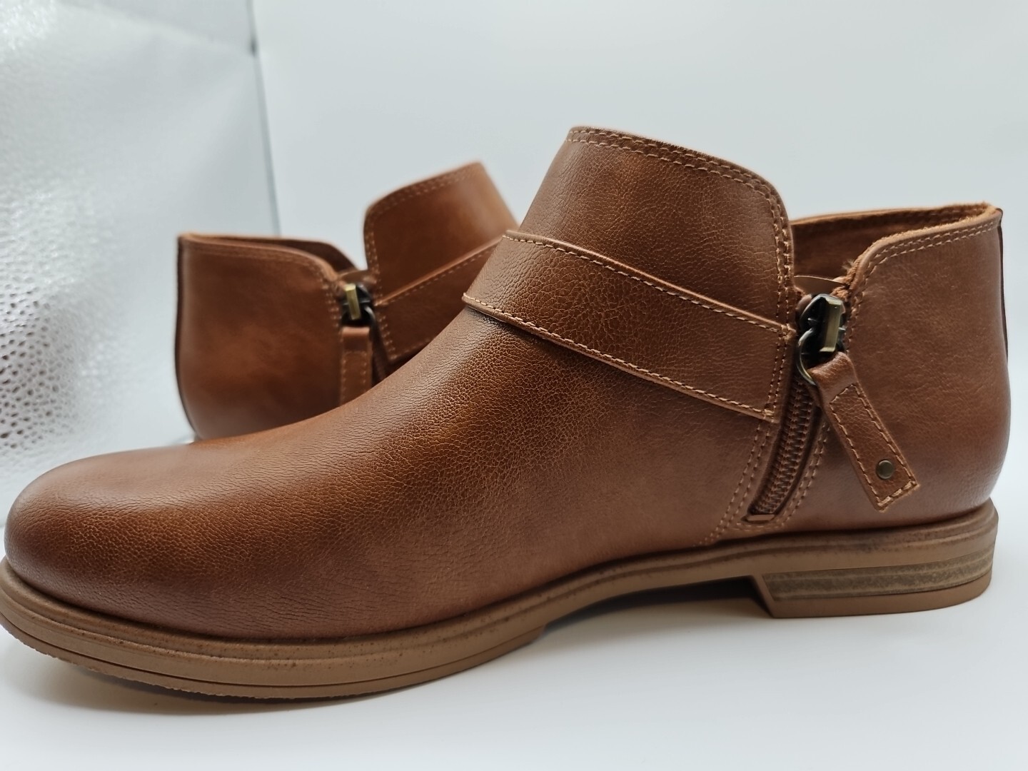 Dr. Scholl’s Hello Shootie Zip Ankle Bootie in Honey Size 7.5M NEW