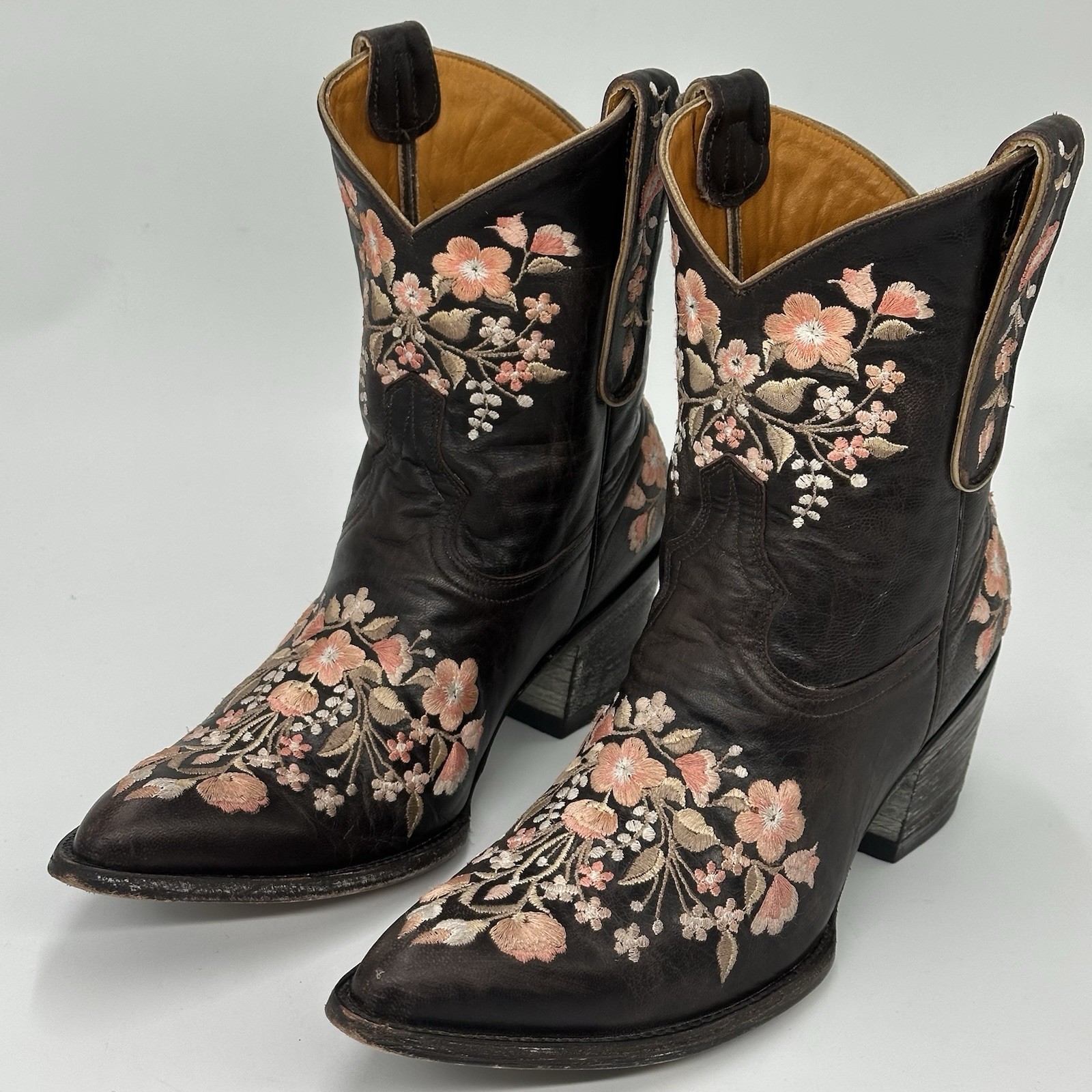 Old Gringo Sora Chocolate 8″ Floral Embroidery Leather Boots. Size 9 B
