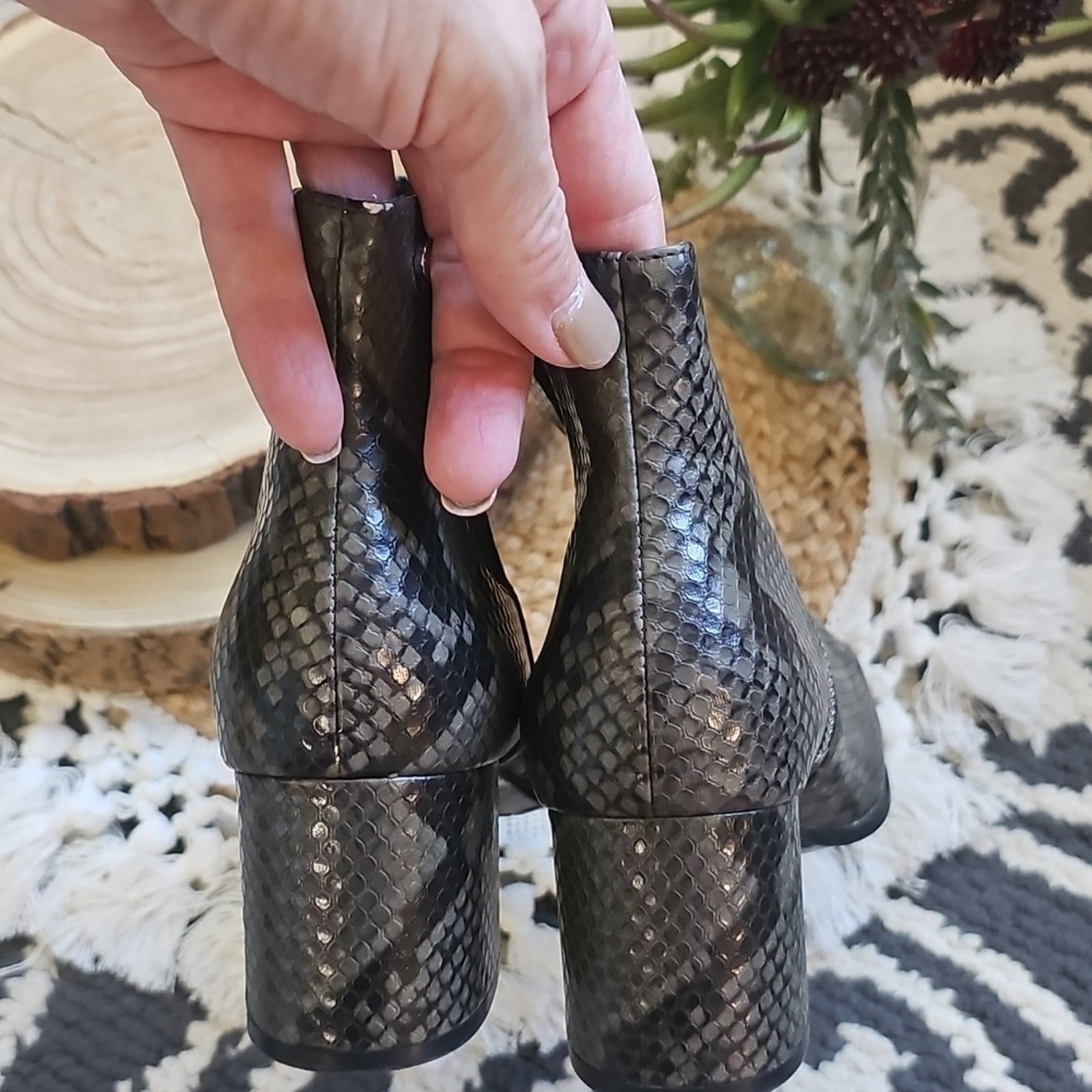 Calvin Klein Fiona Gray Snake Print Ankle Booties Womens 7 Edgy Luxe Streetwear