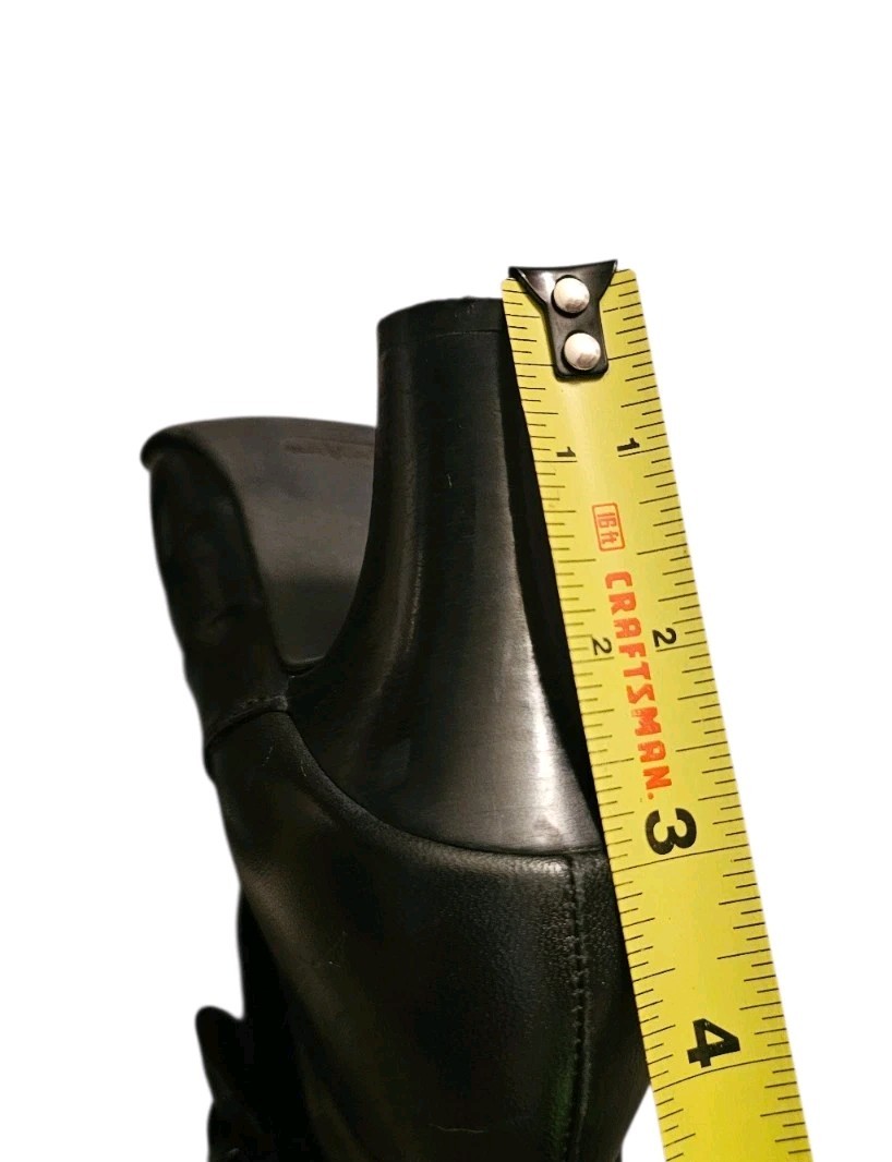 Nurture DonnaBlack Leather Ankle Heeled Boots Women 8M Buckle Side Zip Sleek