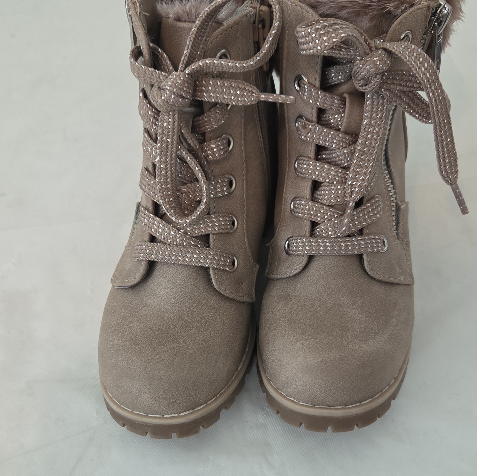 Dolce Vita Girls kids US 13 Beige Lace-Up Ankle Bootie Faux Fur Lined Lug Sole