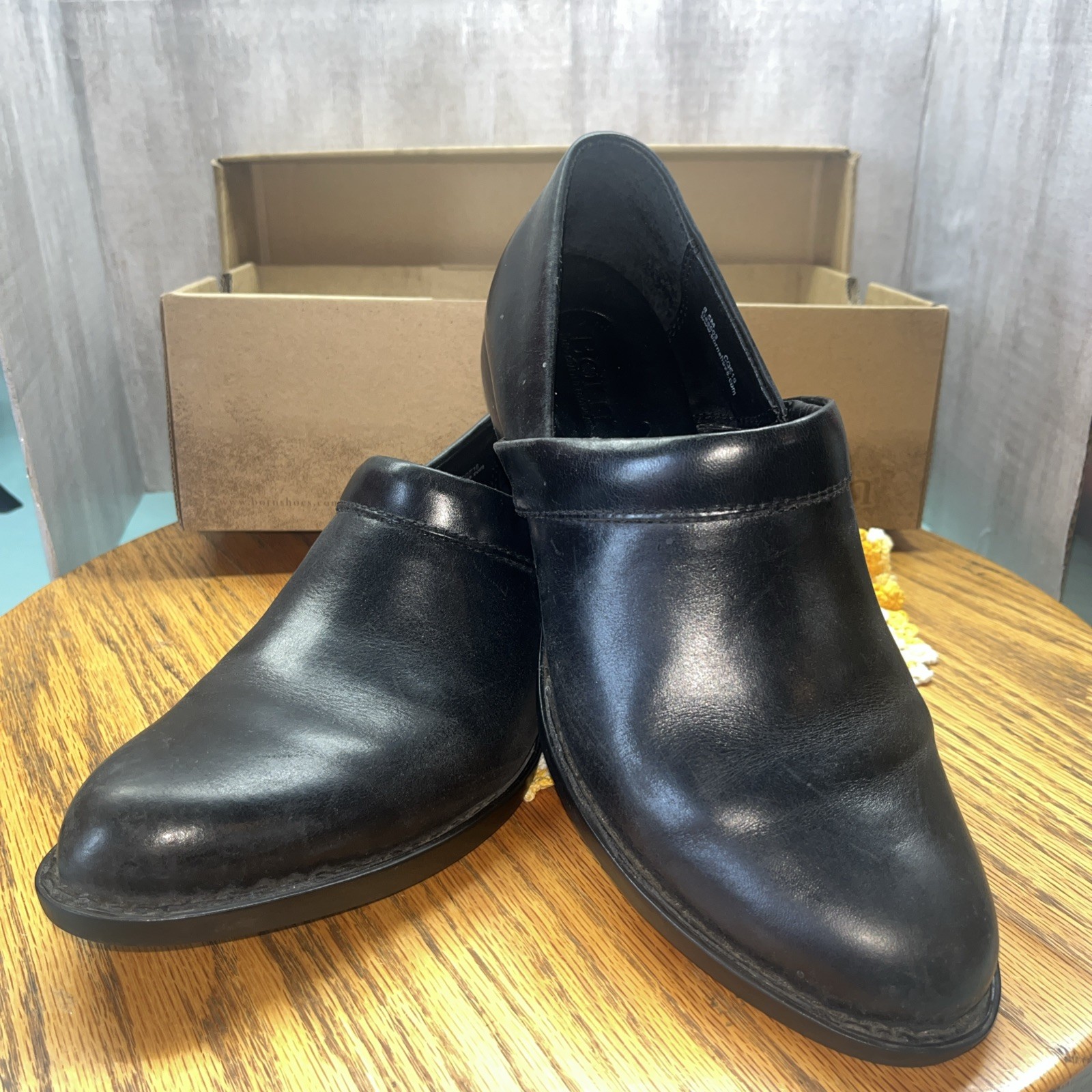 Born Marka Black Slip On Ankle Shoe Women’s Sz 8.5 Leather Upper 1.5” Heel