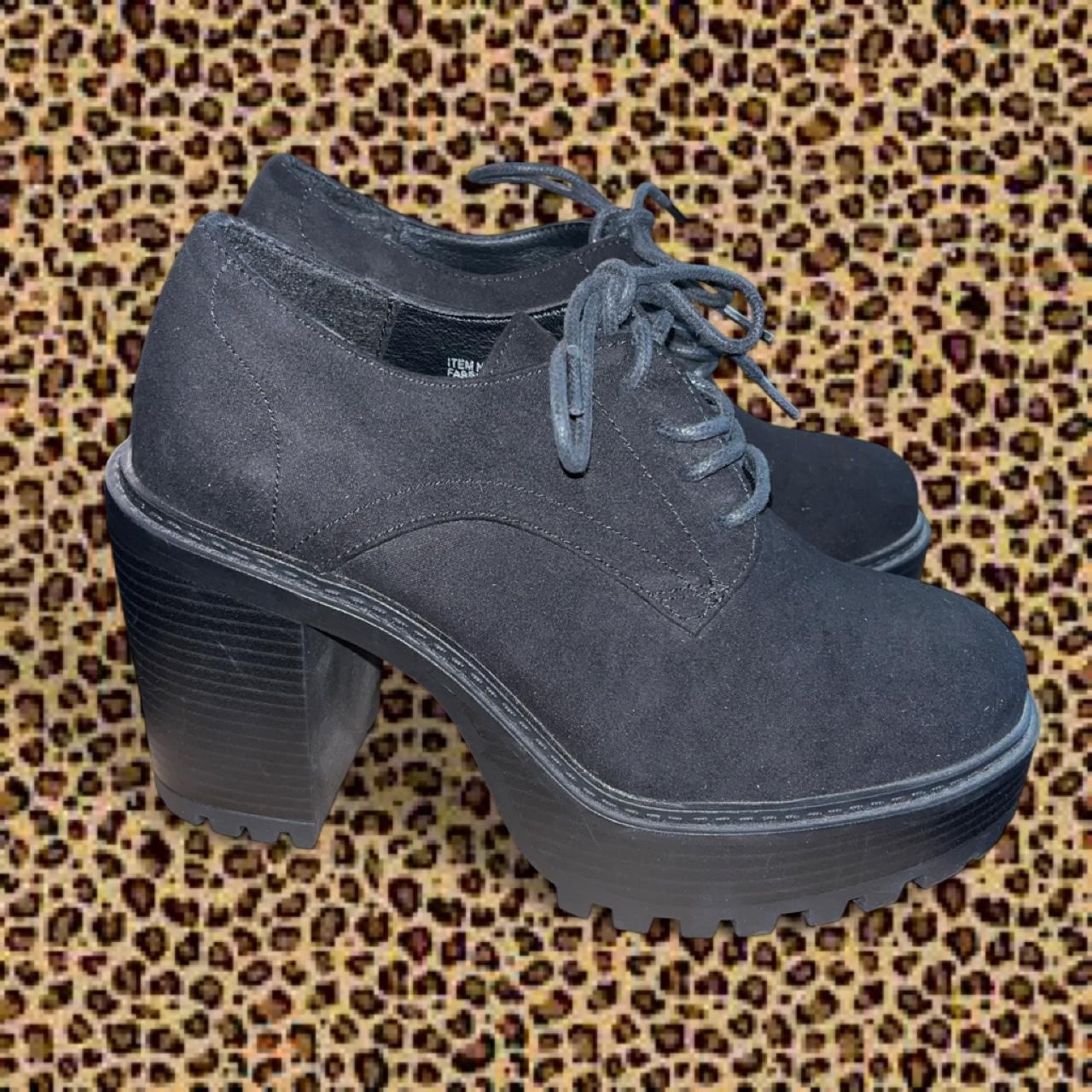 Torrid Black Platform Lace-Up Oxford Heels NWOT Size 7WW