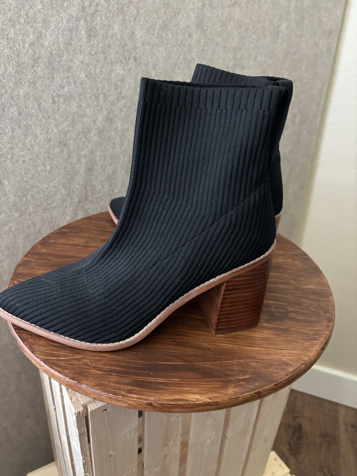 Women’s Steve by Steve Madden Stretched Knit Boot Black Size 10