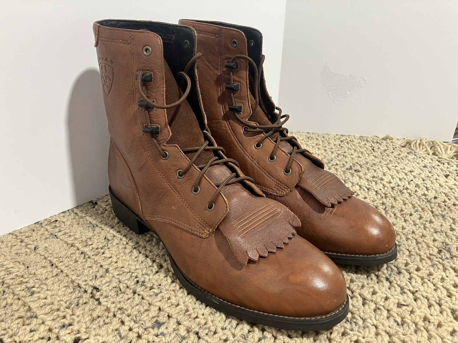 Pair ARIAT Heritage Style 33503 Women’s Leather Boots. New In Box.