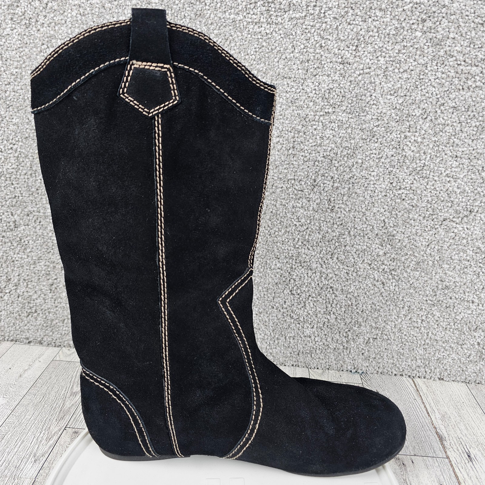 Bakers Suede Boots Womens 8B Black W/ Contrast Stitching Pull On Classic