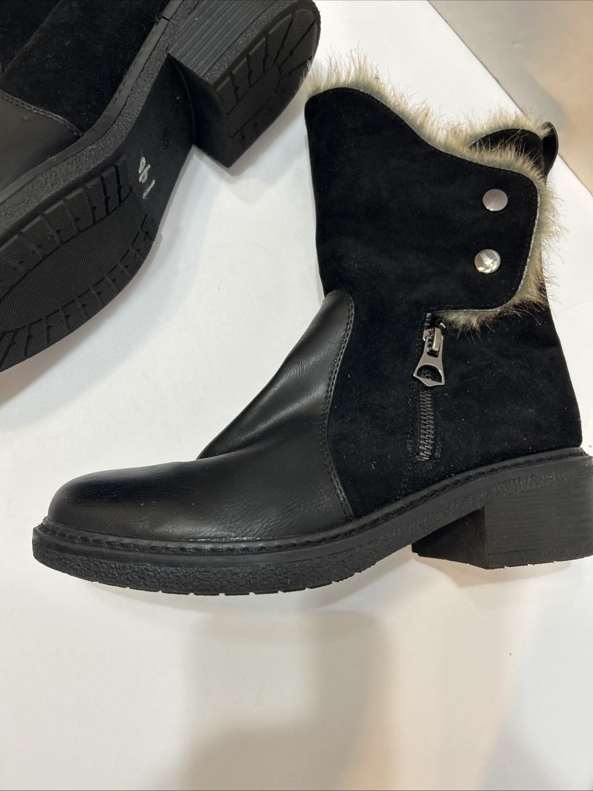 Patrizia by Spring Step Saige Boots Size 38 Black Faux Fur Lined Leather Zip