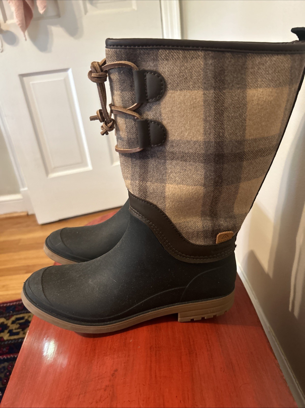 Alpine Design, Mid-calf waterproof winter/rain boot In Neureal Tones Size 9
