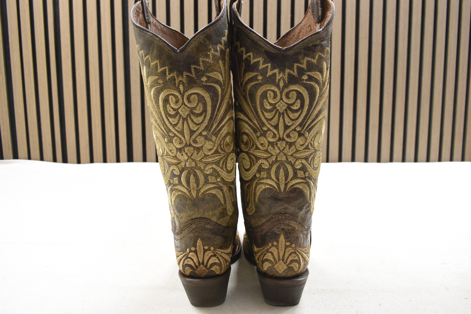 Circle G Western Cowgirl Boots Ladies Distressed Green/Beige Filigree Size 7M