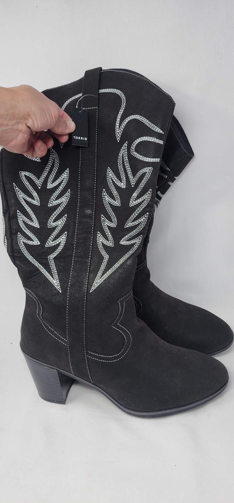 Torrid Tall Shaft Heeled Western Boots Black Embroidered Size 13WW Wide Calf NWT
