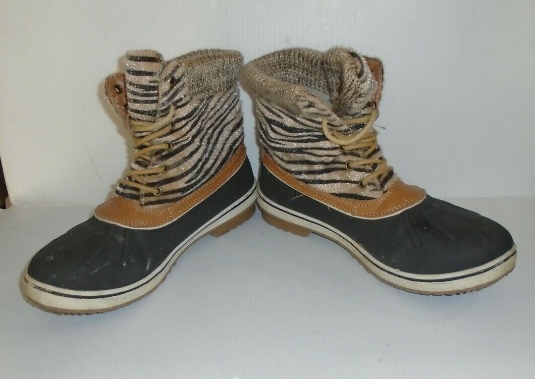 Women Snow Booties Ankle Buckle Duck Padded Mud Rubber Rain Cute Boot sz 8.5