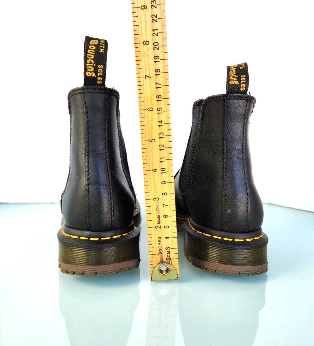 Dr. Martens Chelsea 2976 Unisex Black Leather New 6 Mens 7 Women’s