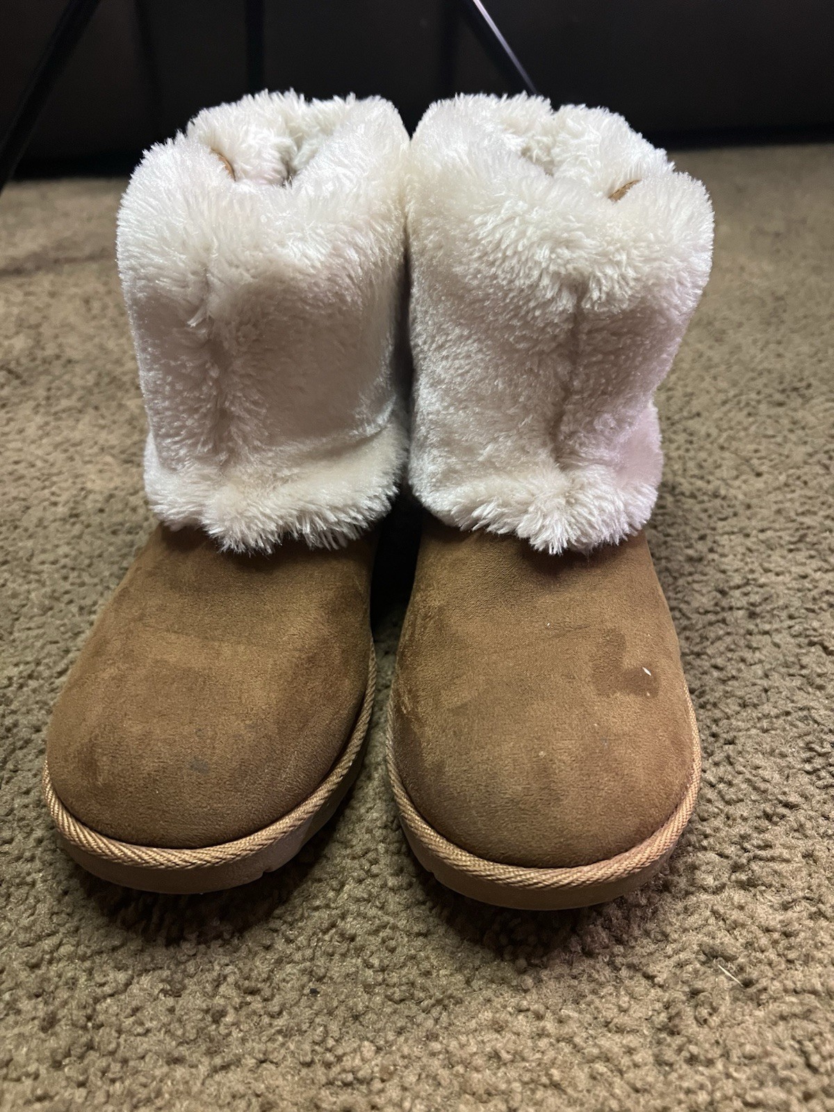 Arizona Jean Company Women’s Chestnut Faux Suede Faux Fur Lined Winter Boots 8