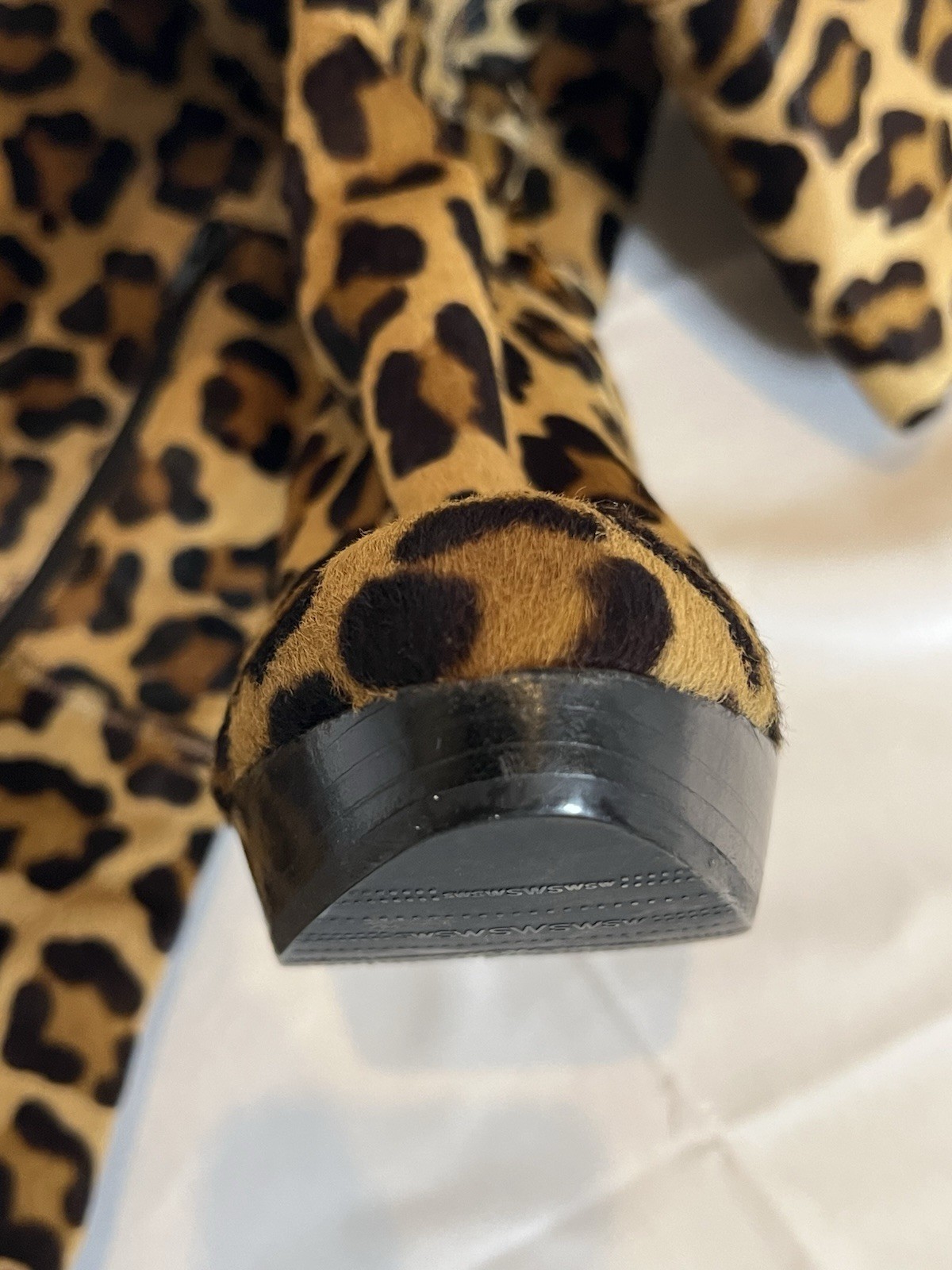 Stuart Weitzman Leopard Calf Hair Platform Knee High Boots Women’s 9.5 NWOT.