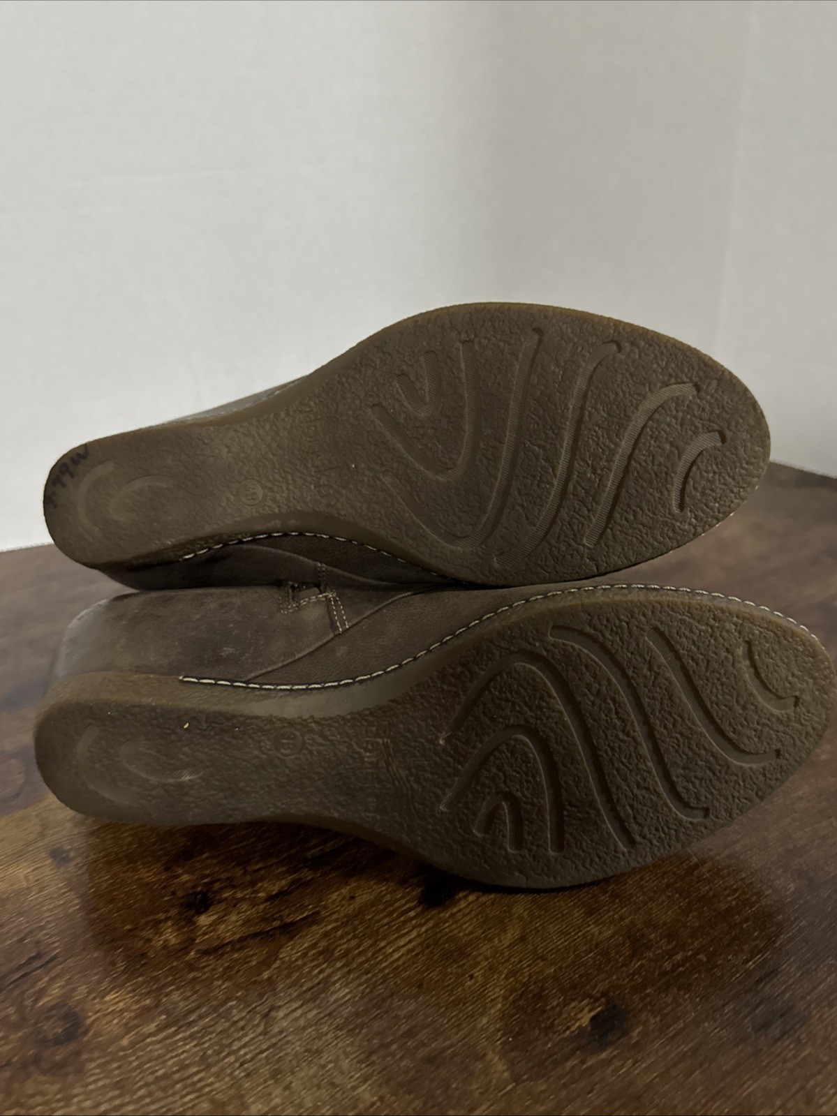 Dansko Brown Leather Lettie Wedge Booties Ankle Boots. 39/US 8.5-9