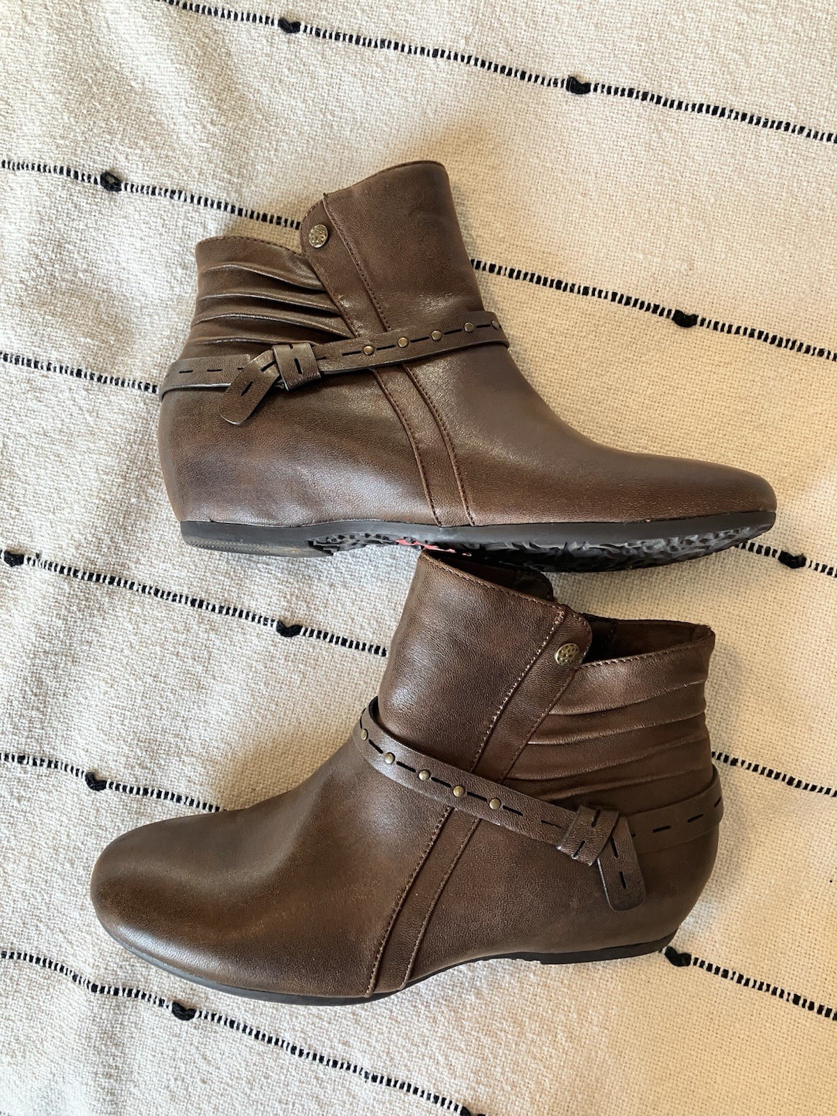 8.5 Internal Wedge Chelsea Boots Urban City Cottagecore Business Casual Classic