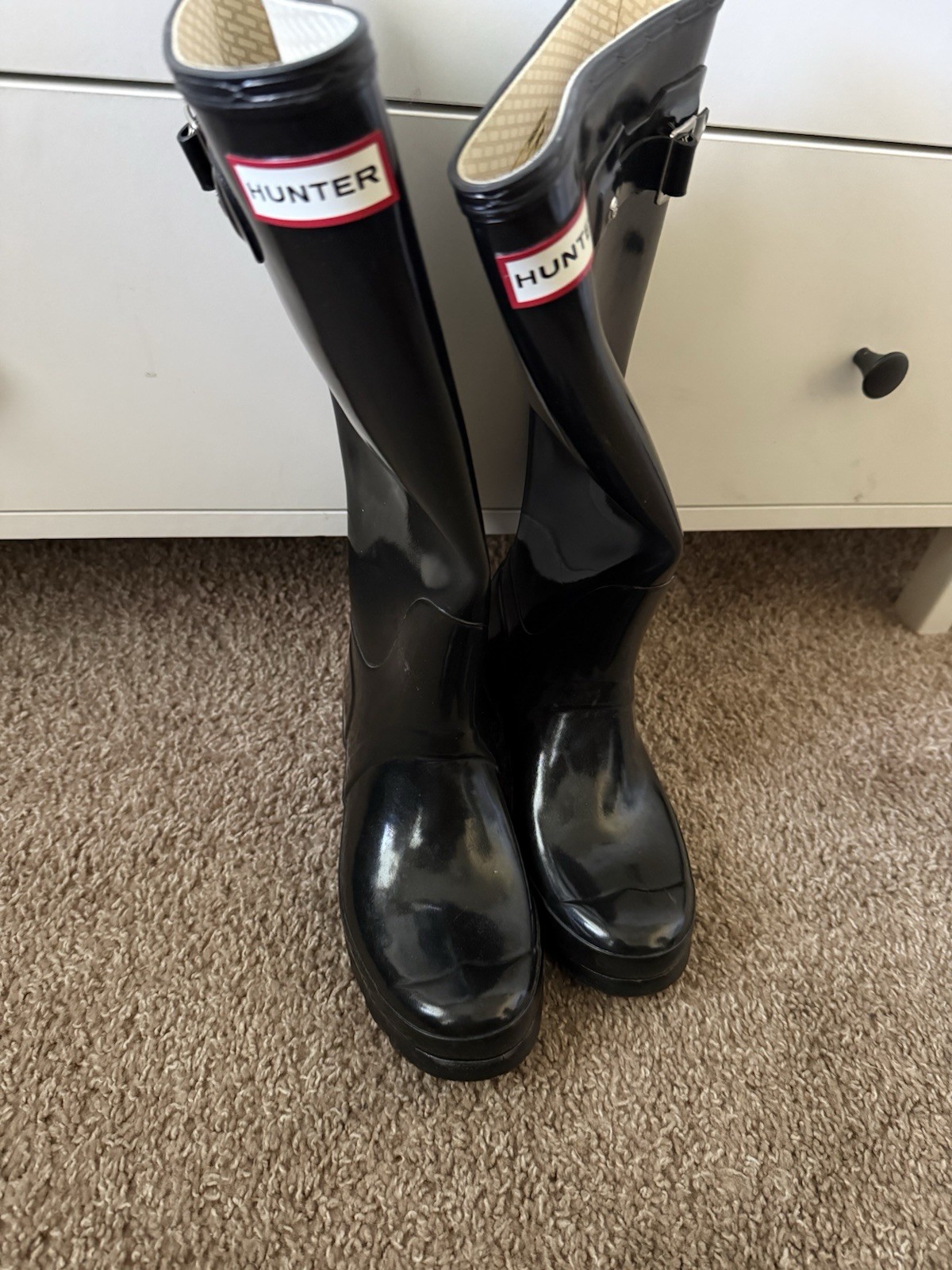 Hunter Original Tall Gloss Women’s Rain Boots – Black, 7 US