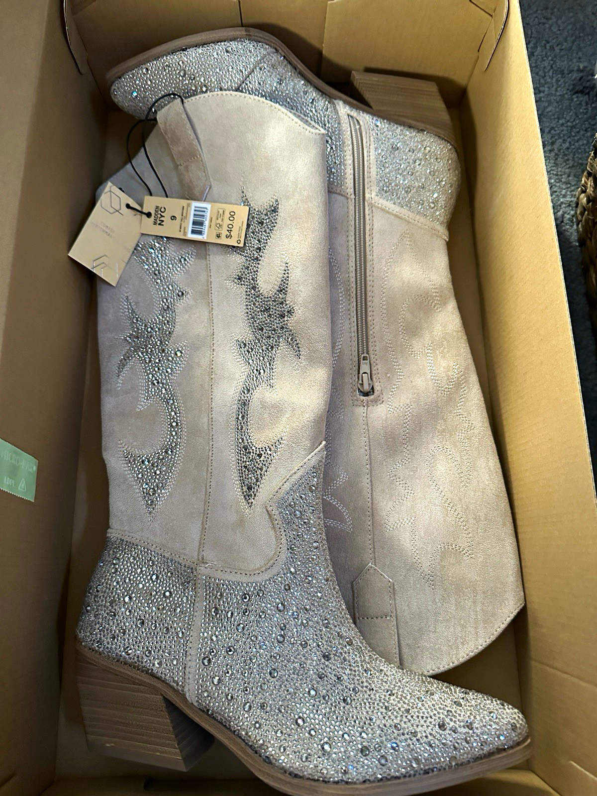 Steve Madden size 9 cowboy boots brand new with tags ￼
