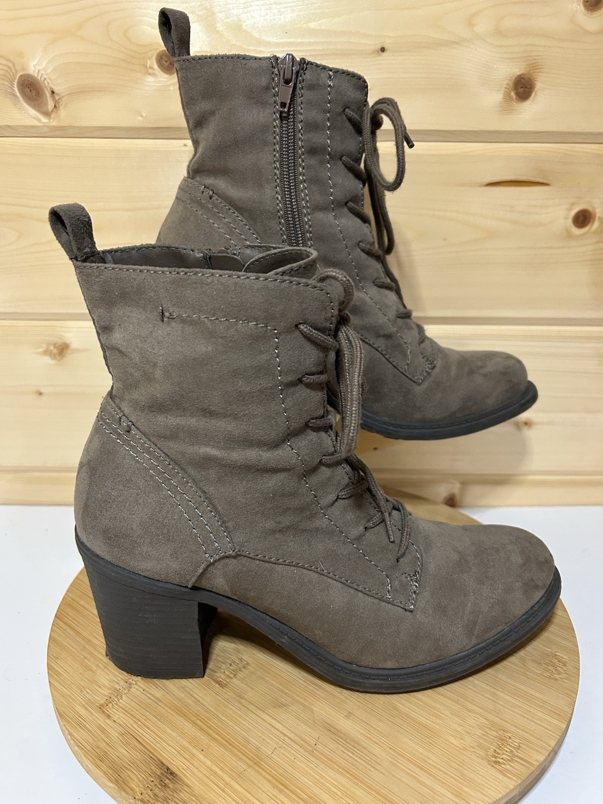 True Craft Women’s Leana 6″ Side Zipper Ankle Boot Brown Size 9.5M