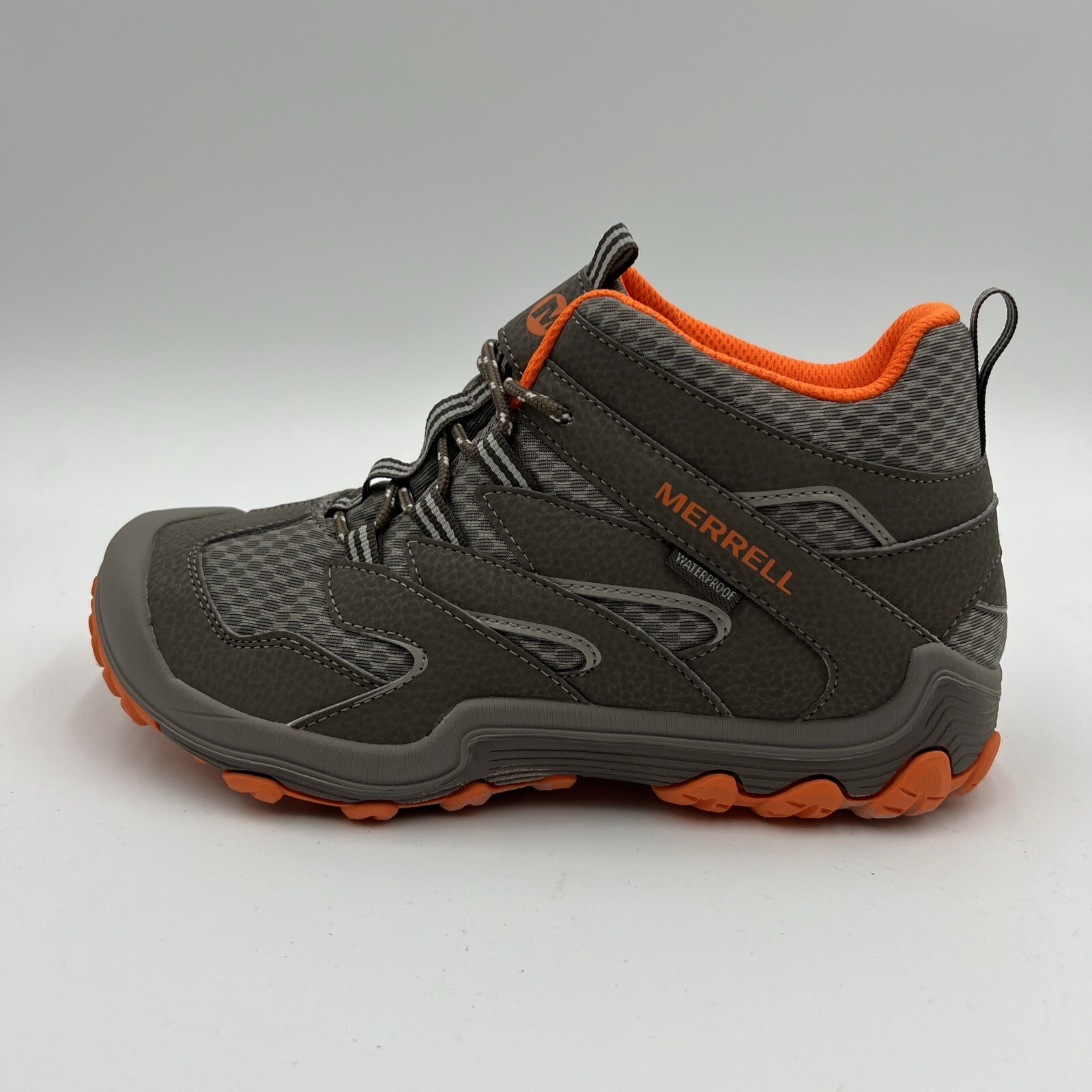MERRELL Unisex Child Chameleon 7 Hiking Waterproof Shoe Gunsmoke/Ora 4.5 NIB