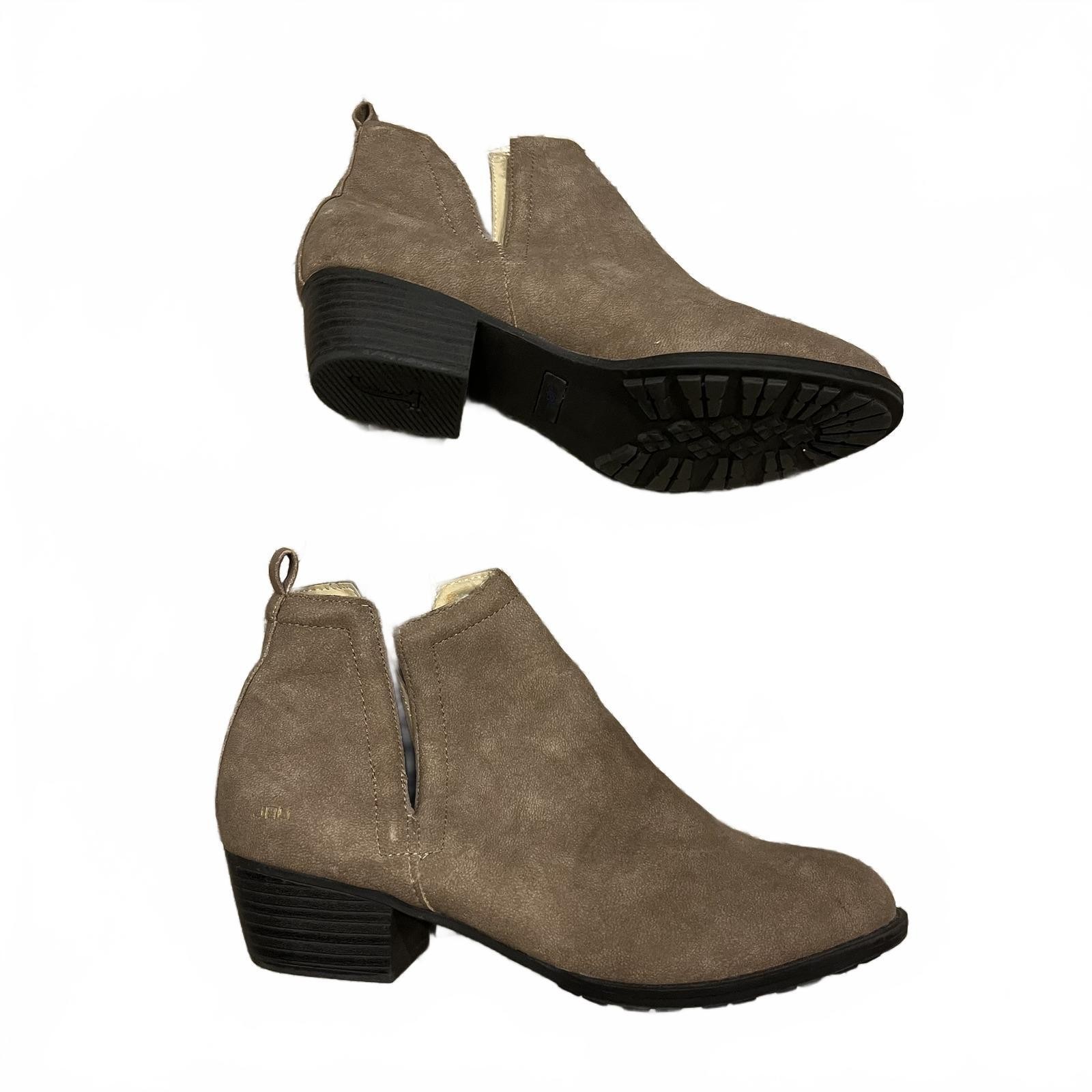 JBU by Jambu Taupe Faux Suede Ankle Booties 9