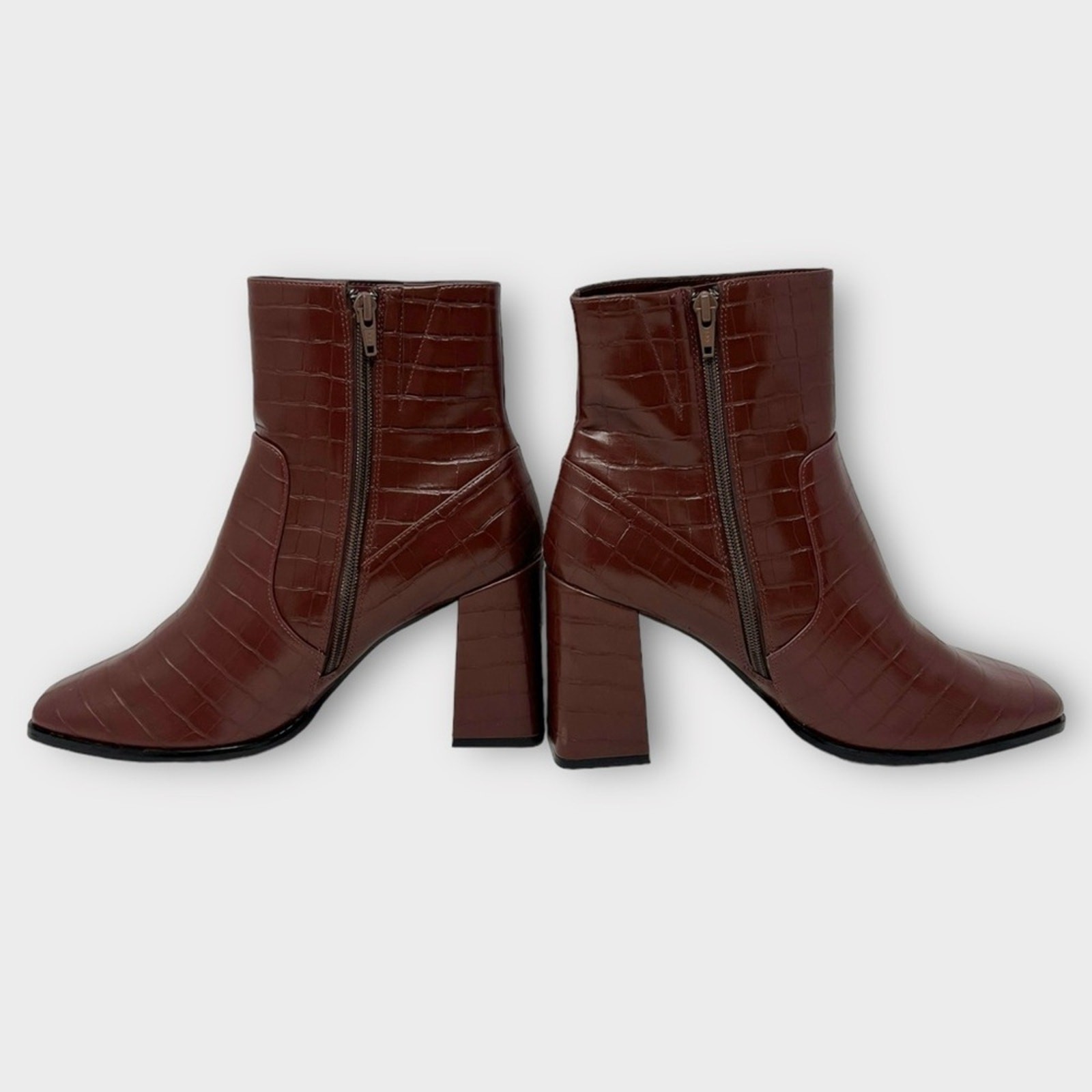 Lisa Vicky Craze Faux Leather Croc Embossed Square Toe Bootie Size 10