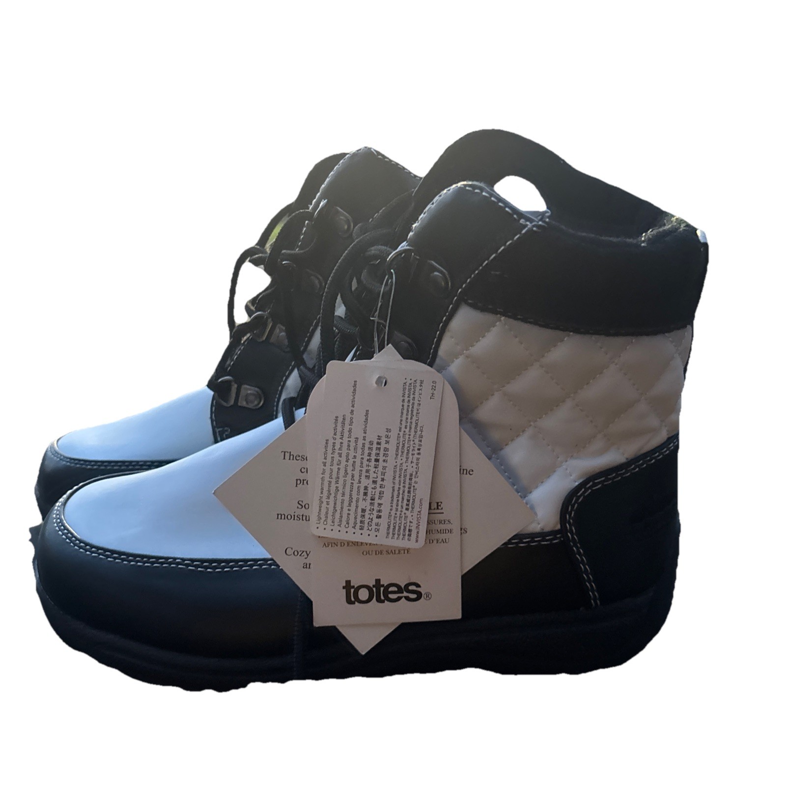 Women’s Snow Boots Size 6M Totes Black &White Waterproof NEW Winter Fall