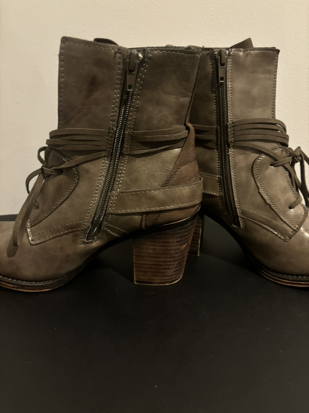 Pierre Dumas 8.5 Women’s Boots Side Zip Brown Stacked Heel Rawhide Lace Up