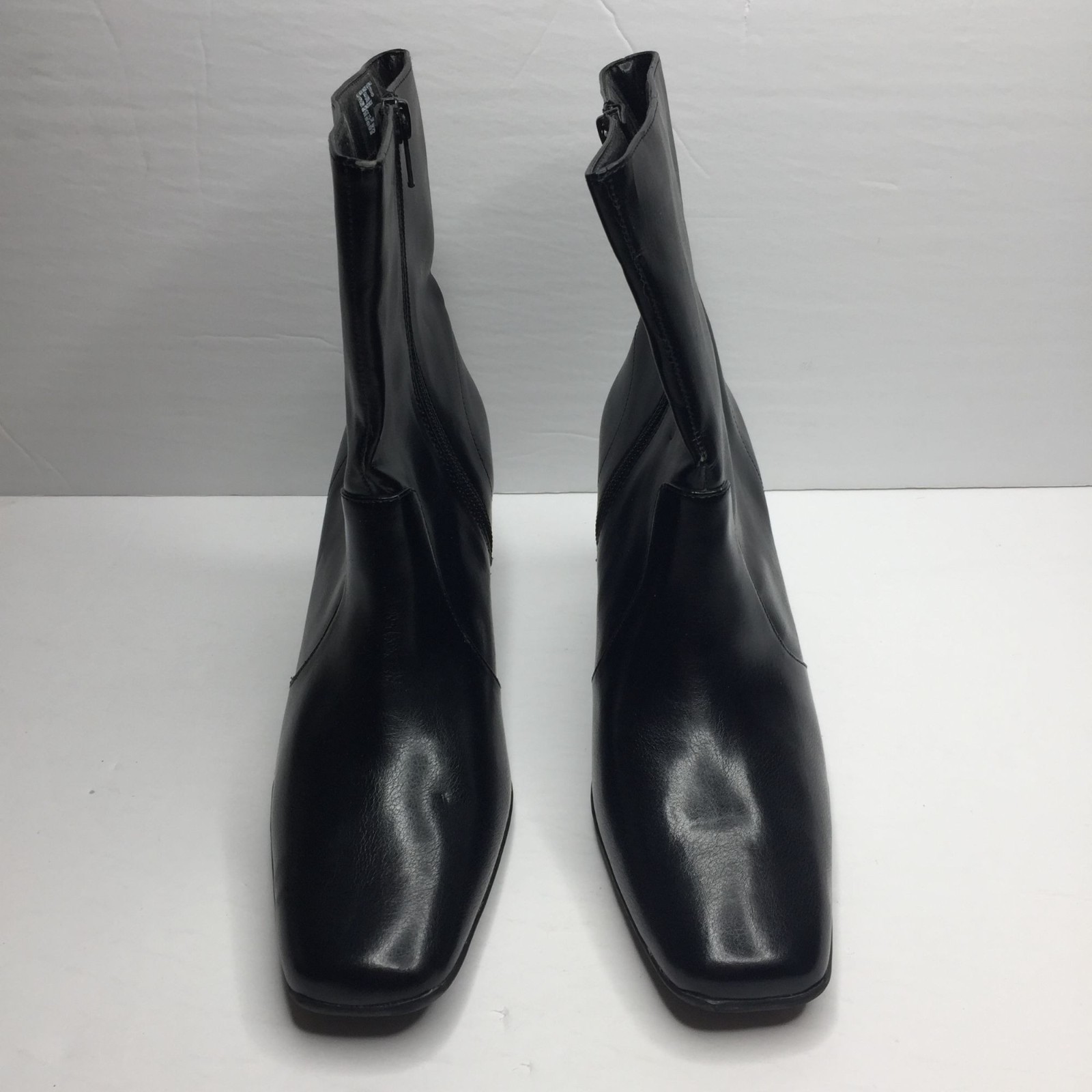 Vintage Covington Womens Black 2.5″ High Heel Ankle Boots Dressy Formal Size 9.5