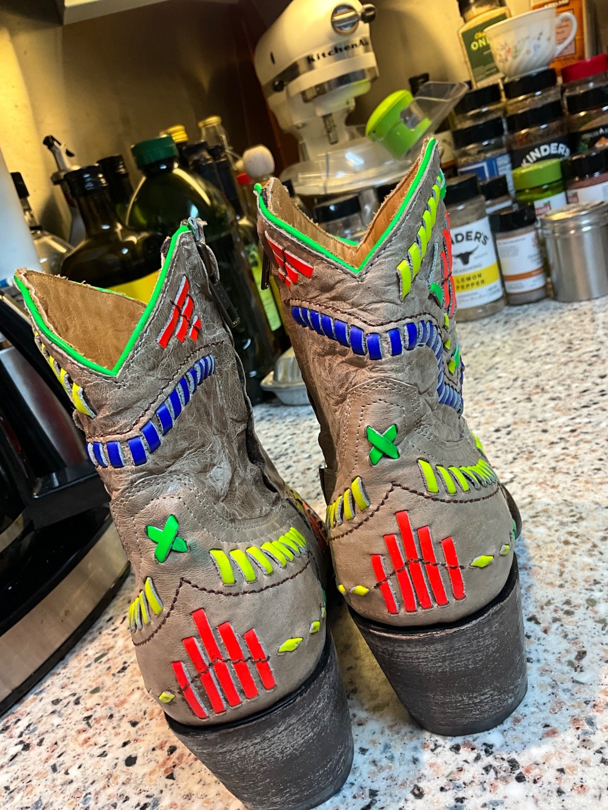 OLD GRINGO APACHE ZIP BOOT BONE/BEIGE SIZE 8 MULTICOLOR STITCHING WOMENS