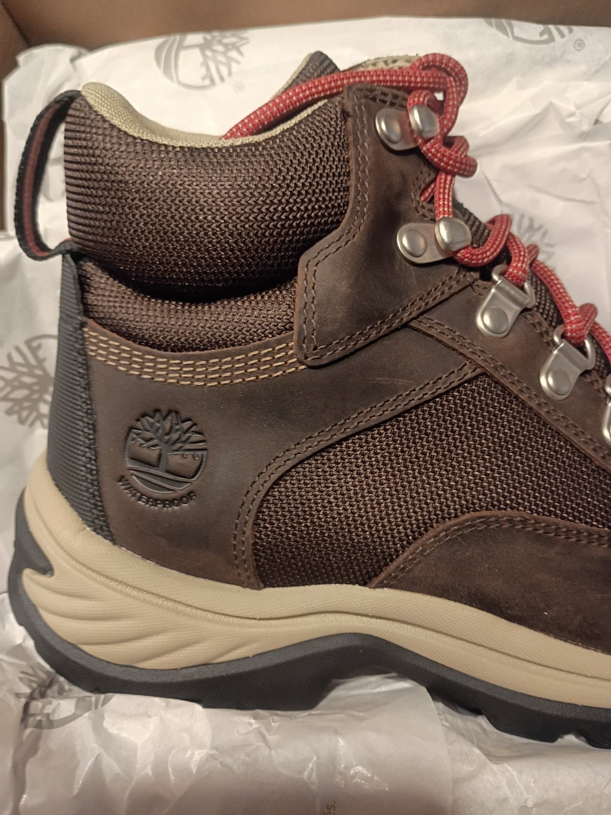 Womens TIMBERLAND WHITE LEDGE WATERPROOF MID Prem choc Leather HIKER Sz 8.0