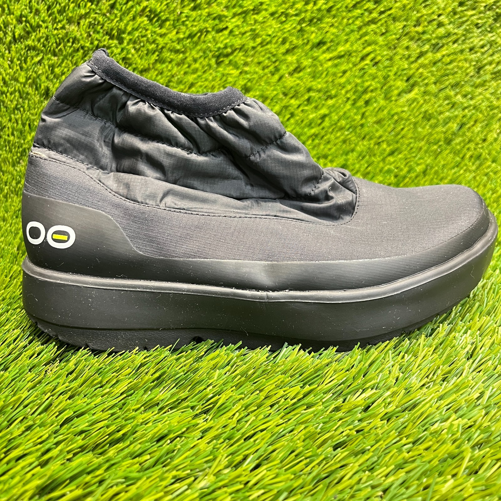 OOFOS OOmg Bootie Womens Size 8.5 Black Classic Outdoor Pull On Recovery Boots