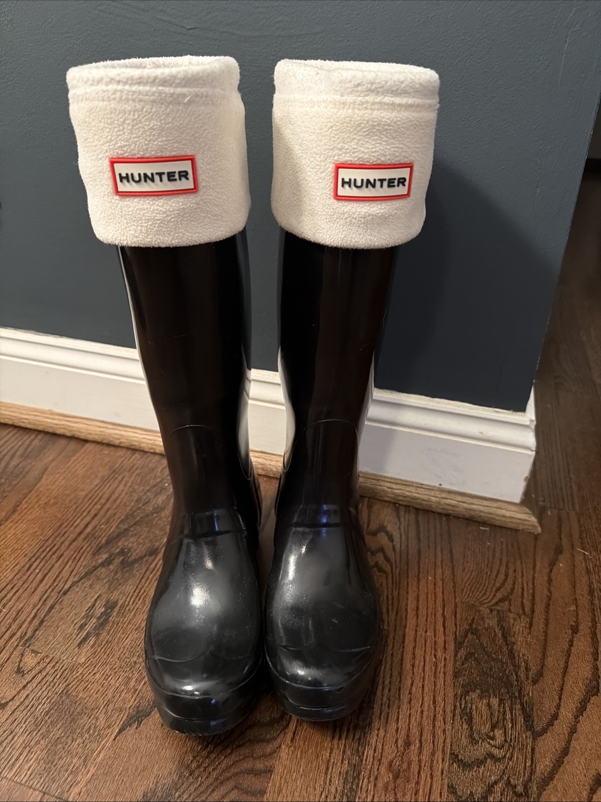 Hunter Original Tall Gloss Women’s Rain Boots – Black, 7 US