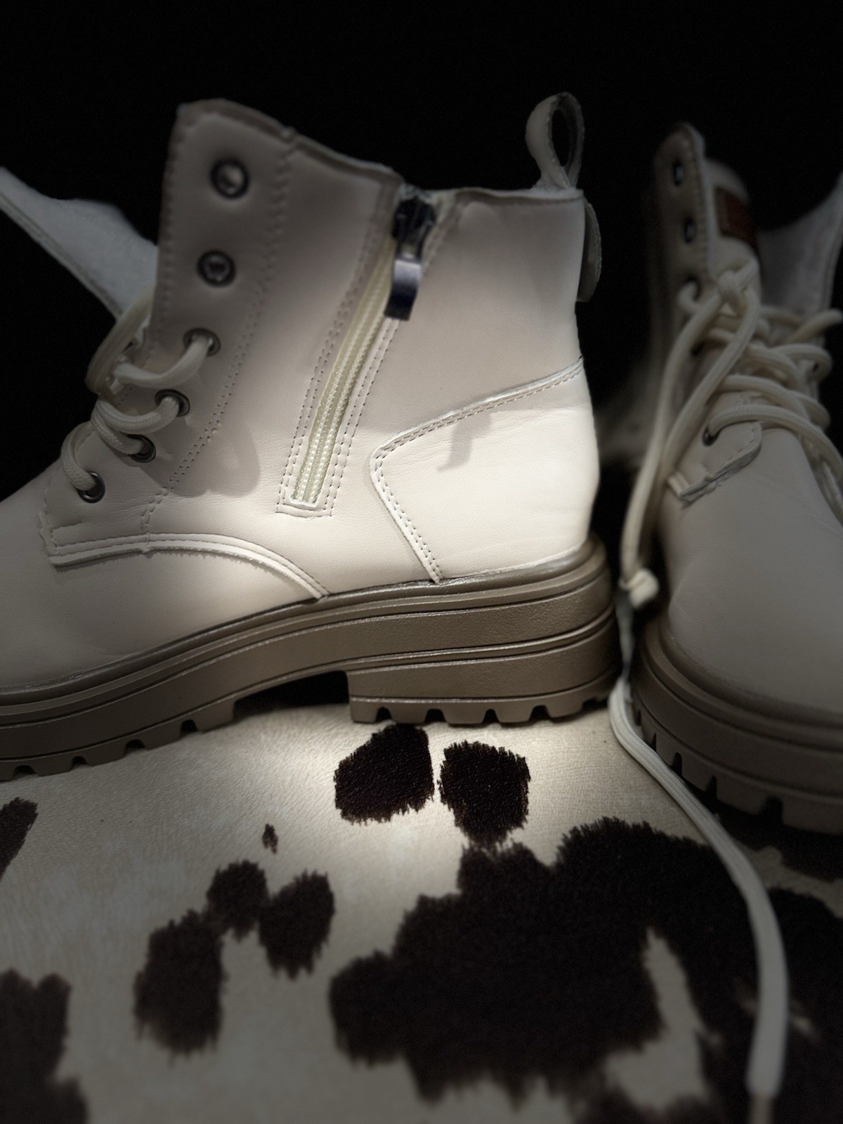NCRMANOHC Women’s White/Beige Combat Ankle Boots Lace-Up Zip Lined 6.5