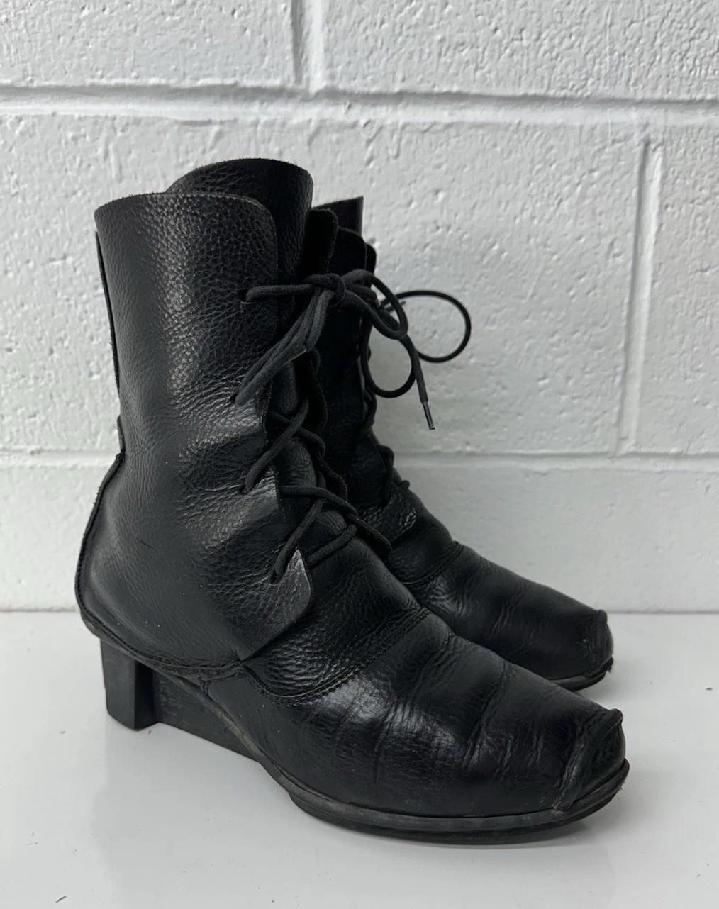 TRIPPEN Germany Women’s Medieval Black Leather Platform Boots Sz EU 39 US 8-8.5