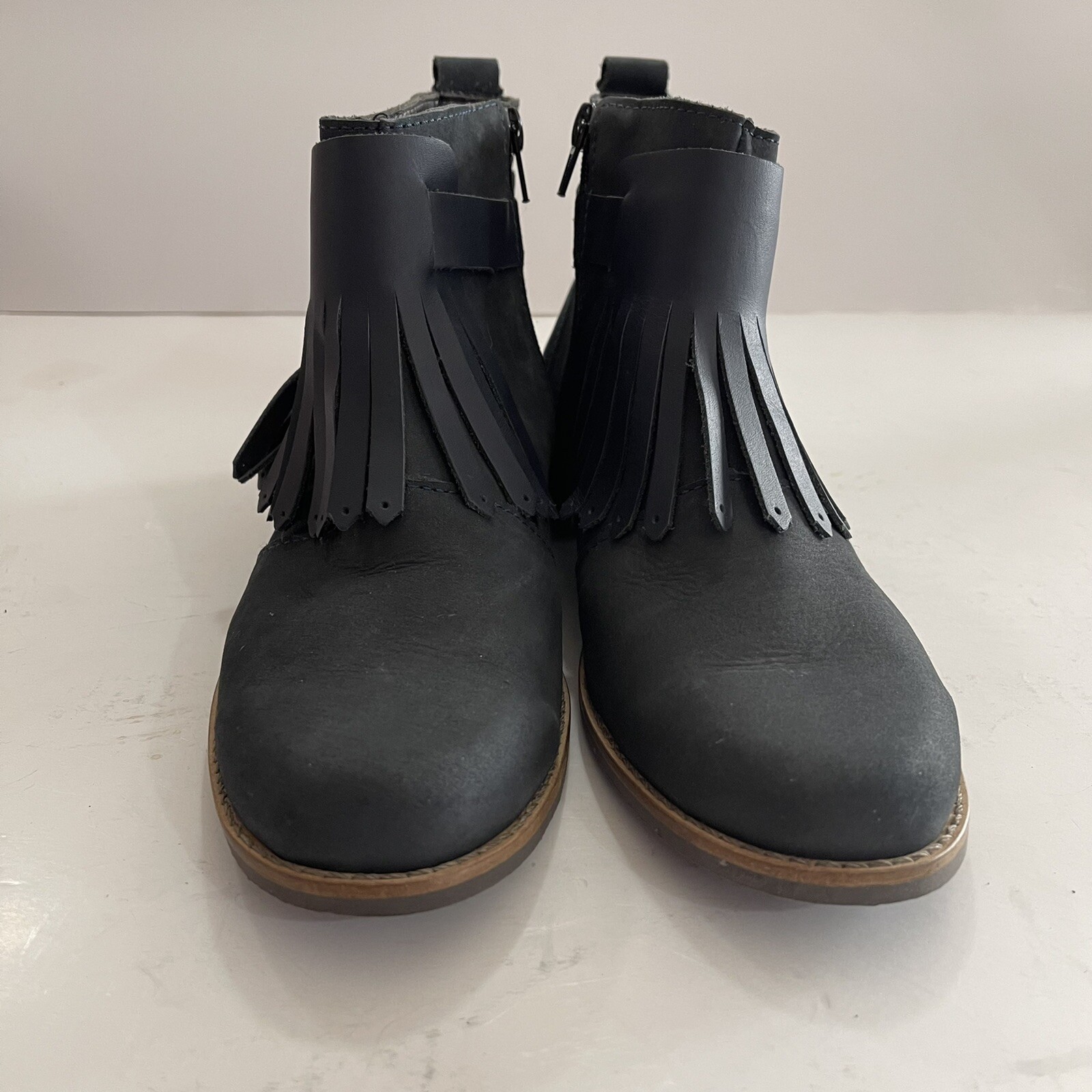 Marc Joseph leather ankle boots fringe blue womens size 5.5 euc