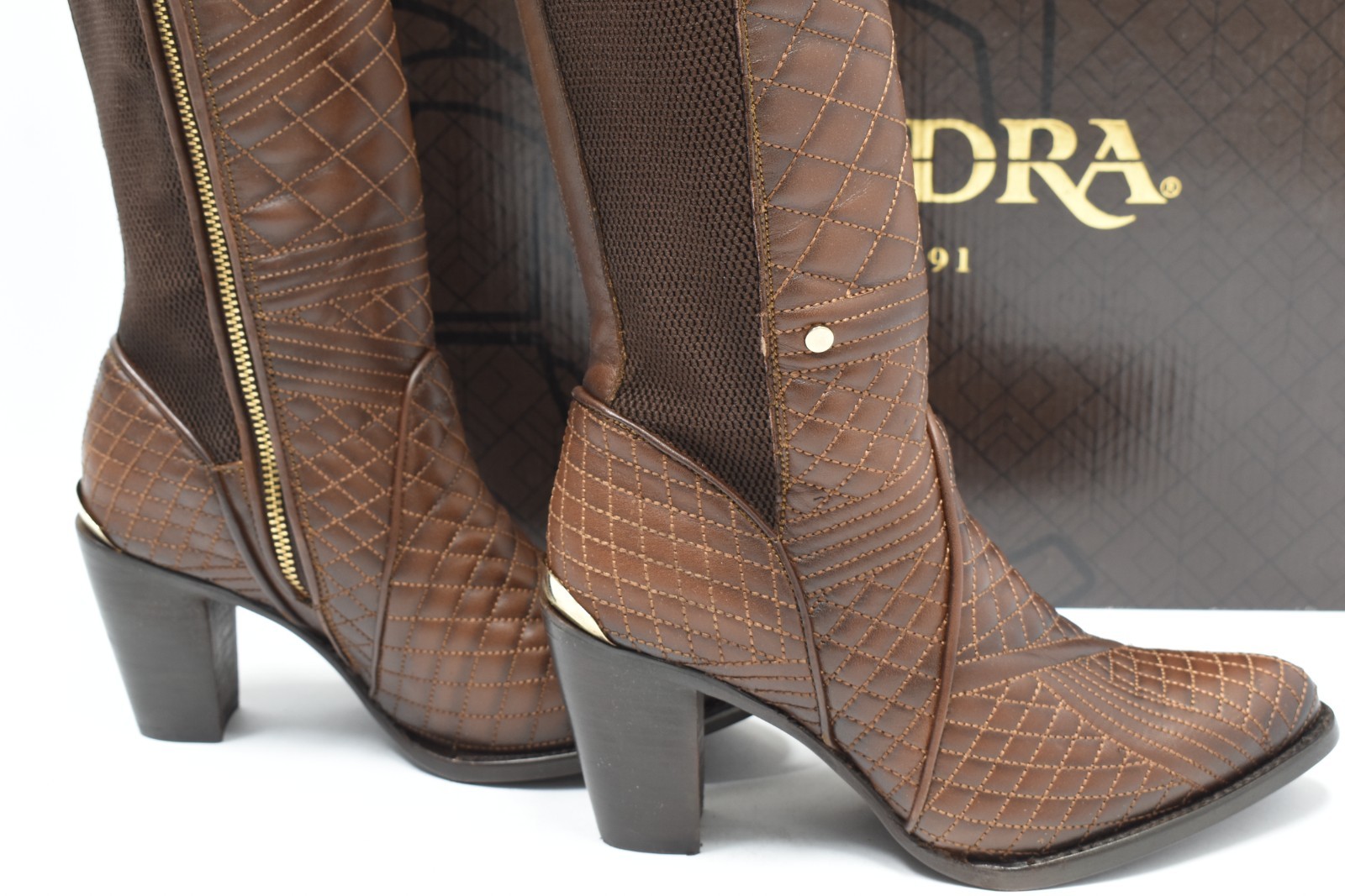 Cuadra Ladies Honey Embroidery Round Toe Boot Cowhide Leather CU402 US Size 6.5