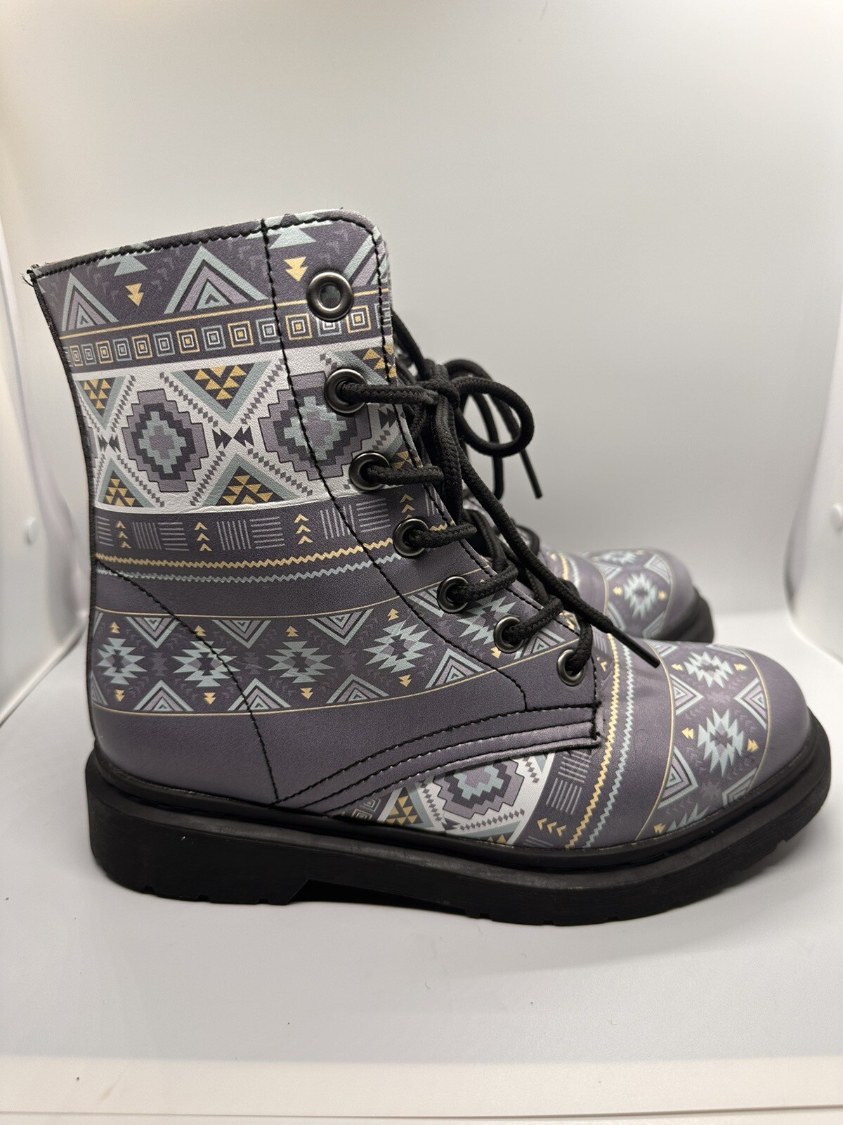 Yes We Vibe Bohemianism Boots Purple Unisex