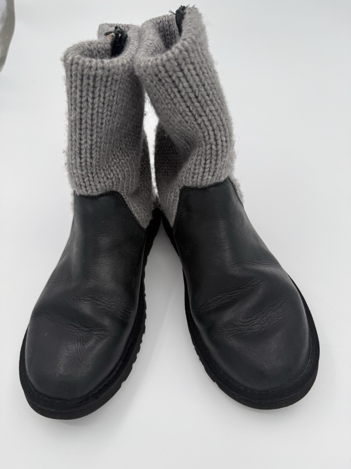 UGG Rosalie Boot Women Sz 7 Grey Knit Leather Zipper Mid Calf Winter RN 1009006