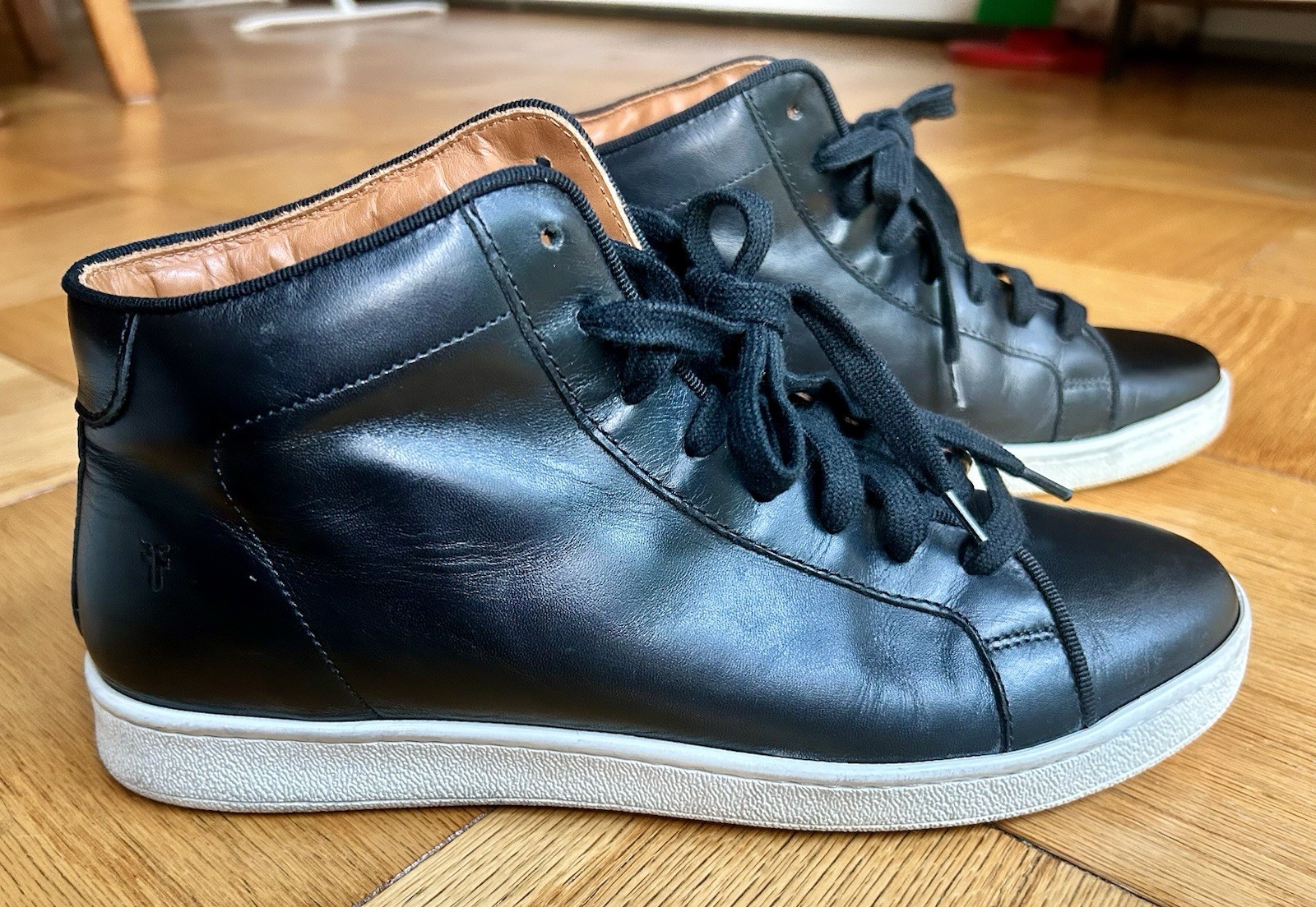 Frye Black Leather Lena High Tops Women’s Size 9 Lace Up Shoes Made In Italy